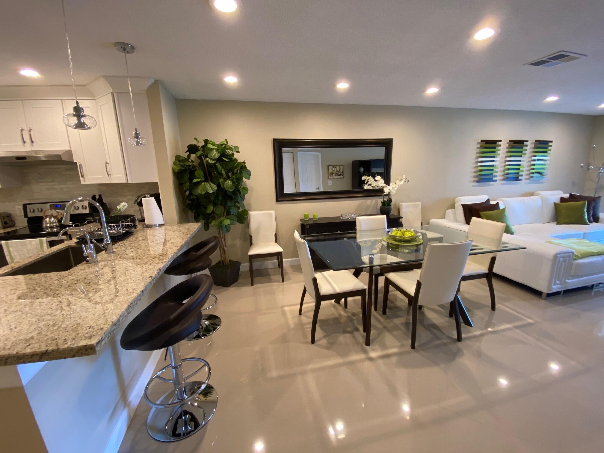 9285 Vista Del Lago #36f, Boca Raton FL 33428