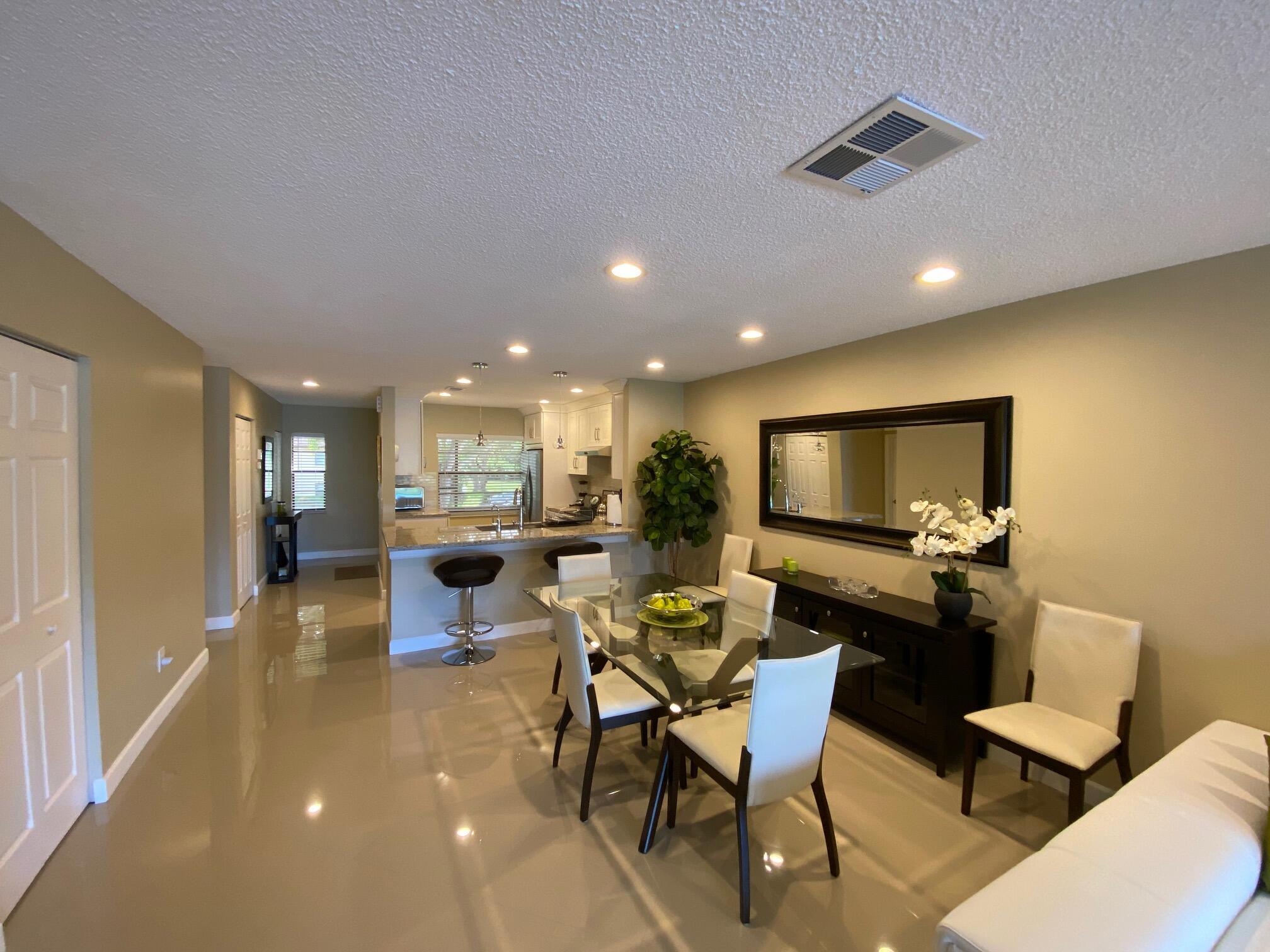 9285 Vista Del Lago #36f, Boca Raton FL 33428