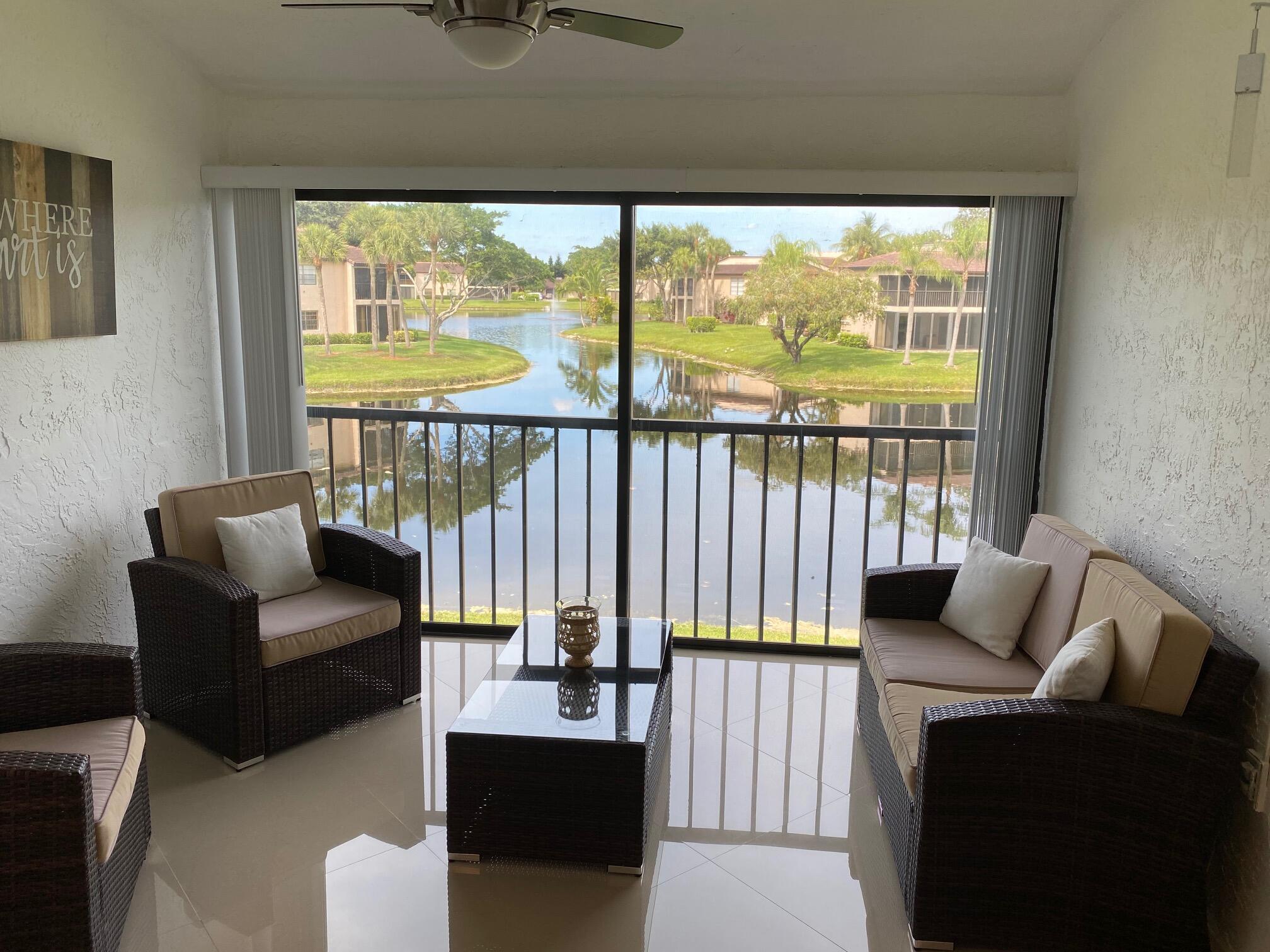 9285 Vista Del Lago #36f, Boca Raton FL 33428