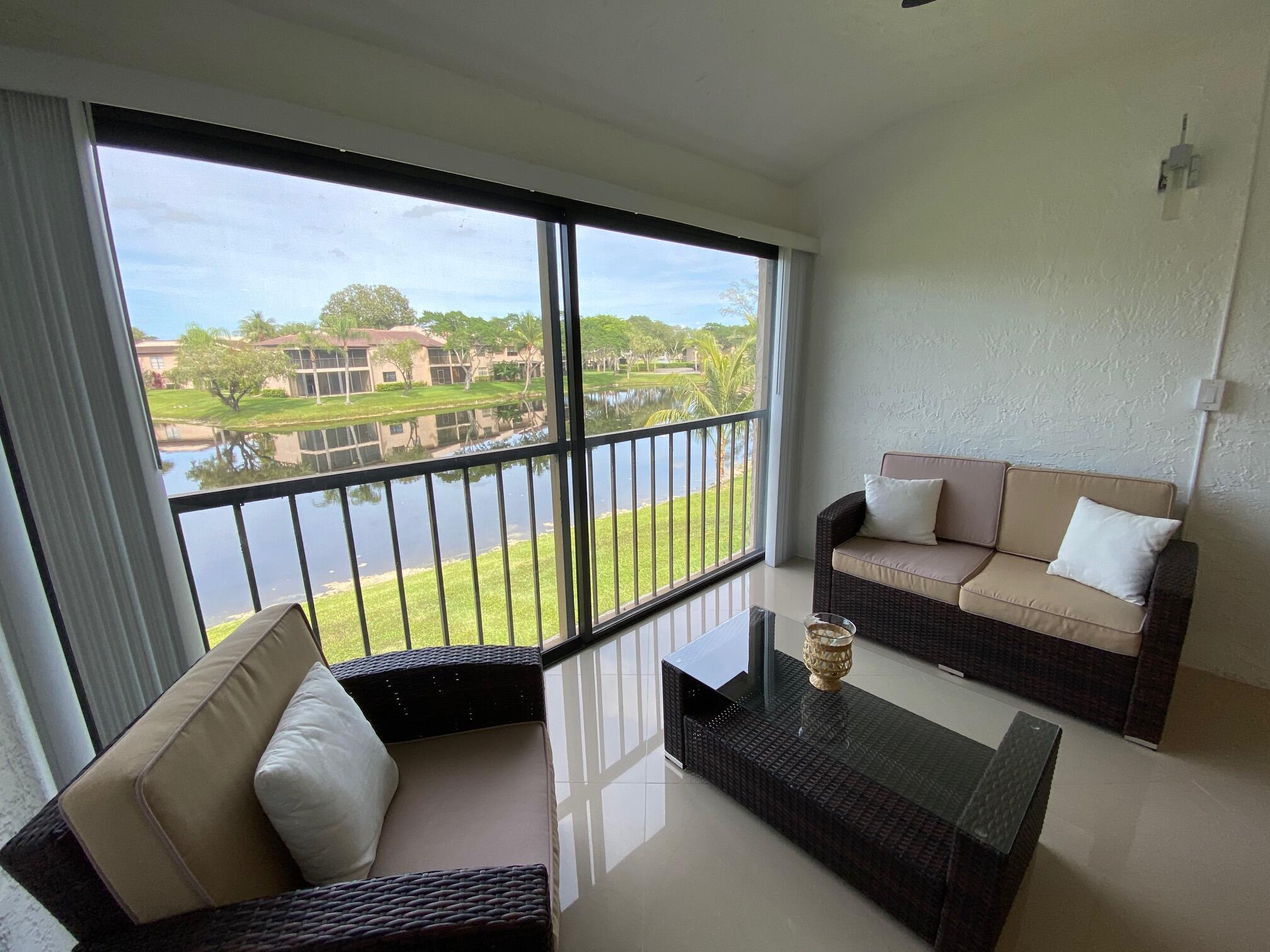9285 Vista Del Lago #36f, Boca Raton FL 33428