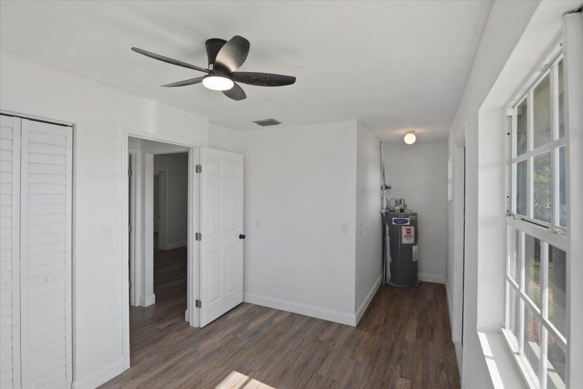 270 SW 10th, South Bay FL 33493