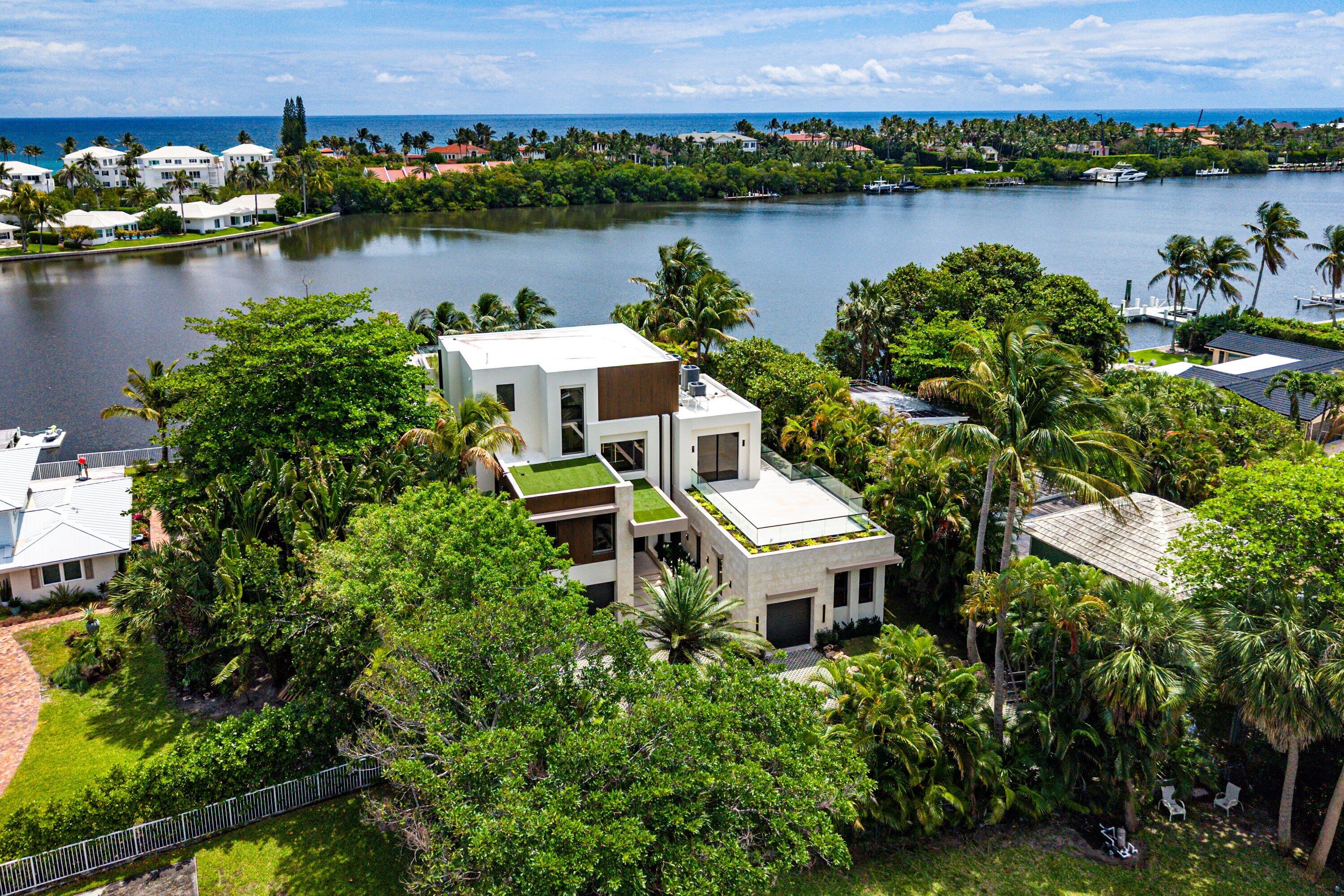5 Barefoot, Lantana FL 33462