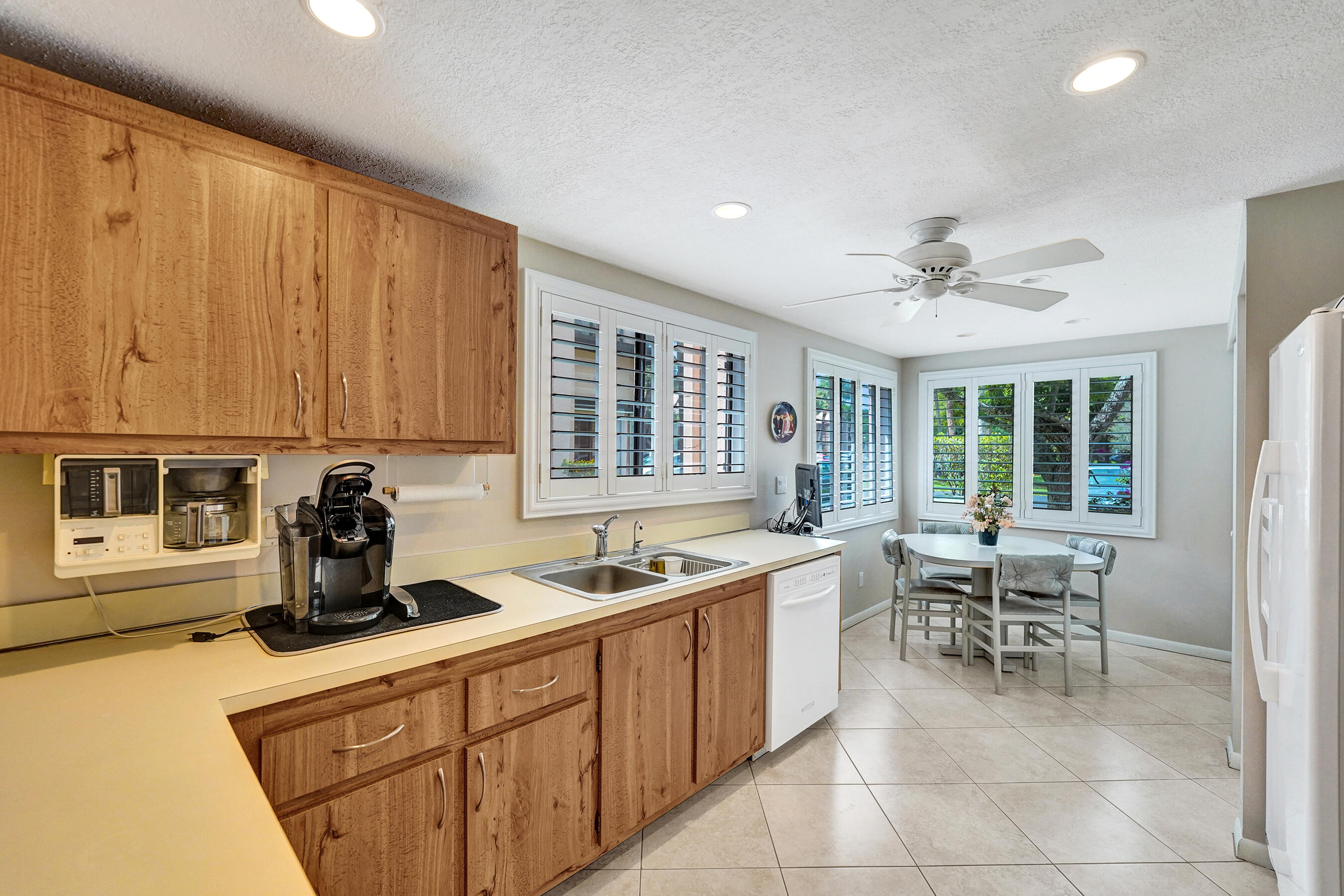 2160 SW 93 #1002, Davie FL 33324