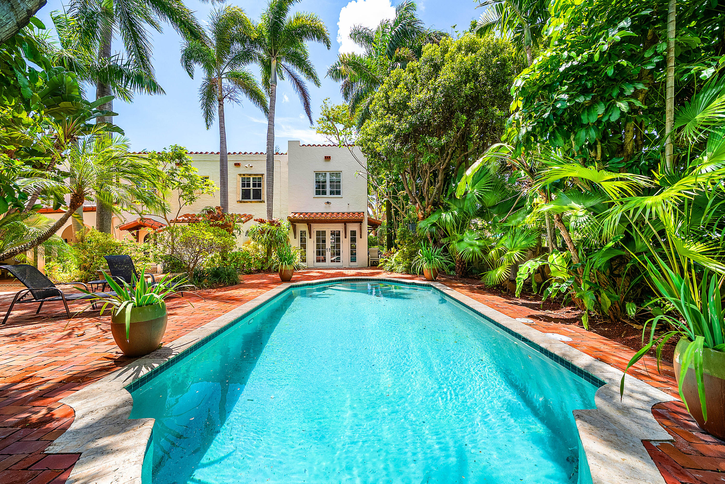 255 Cordova, West Palm Beach FL 33401