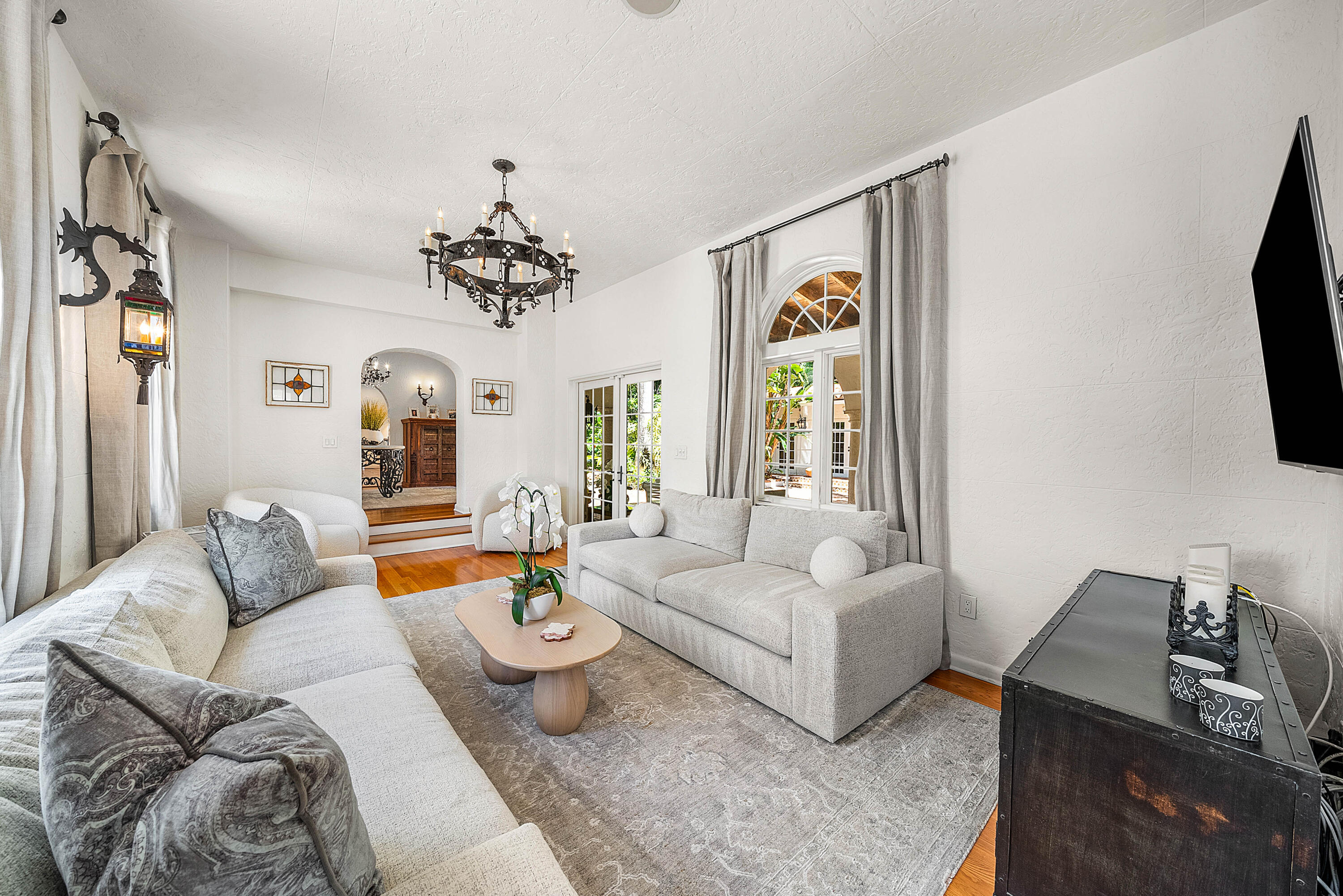 255 Cordova, West Palm Beach FL 33401