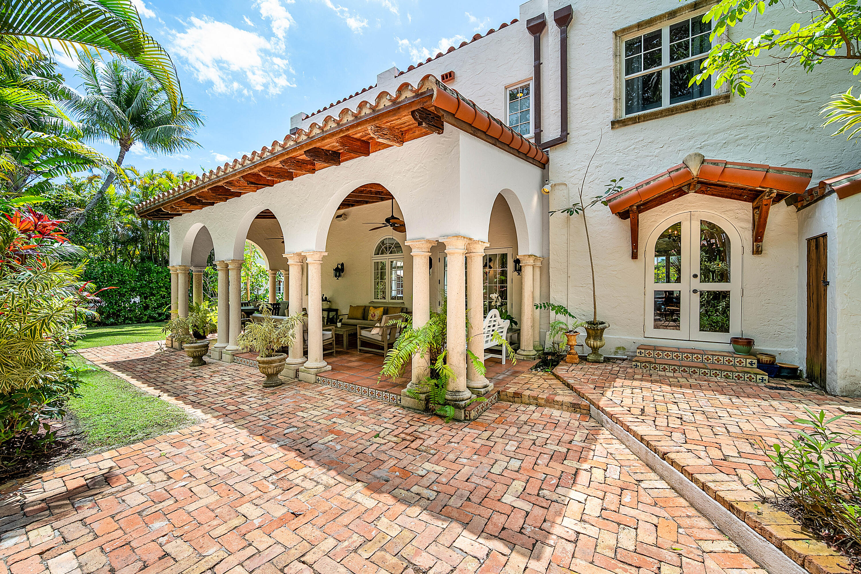 255 Cordova, West Palm Beach FL 33401