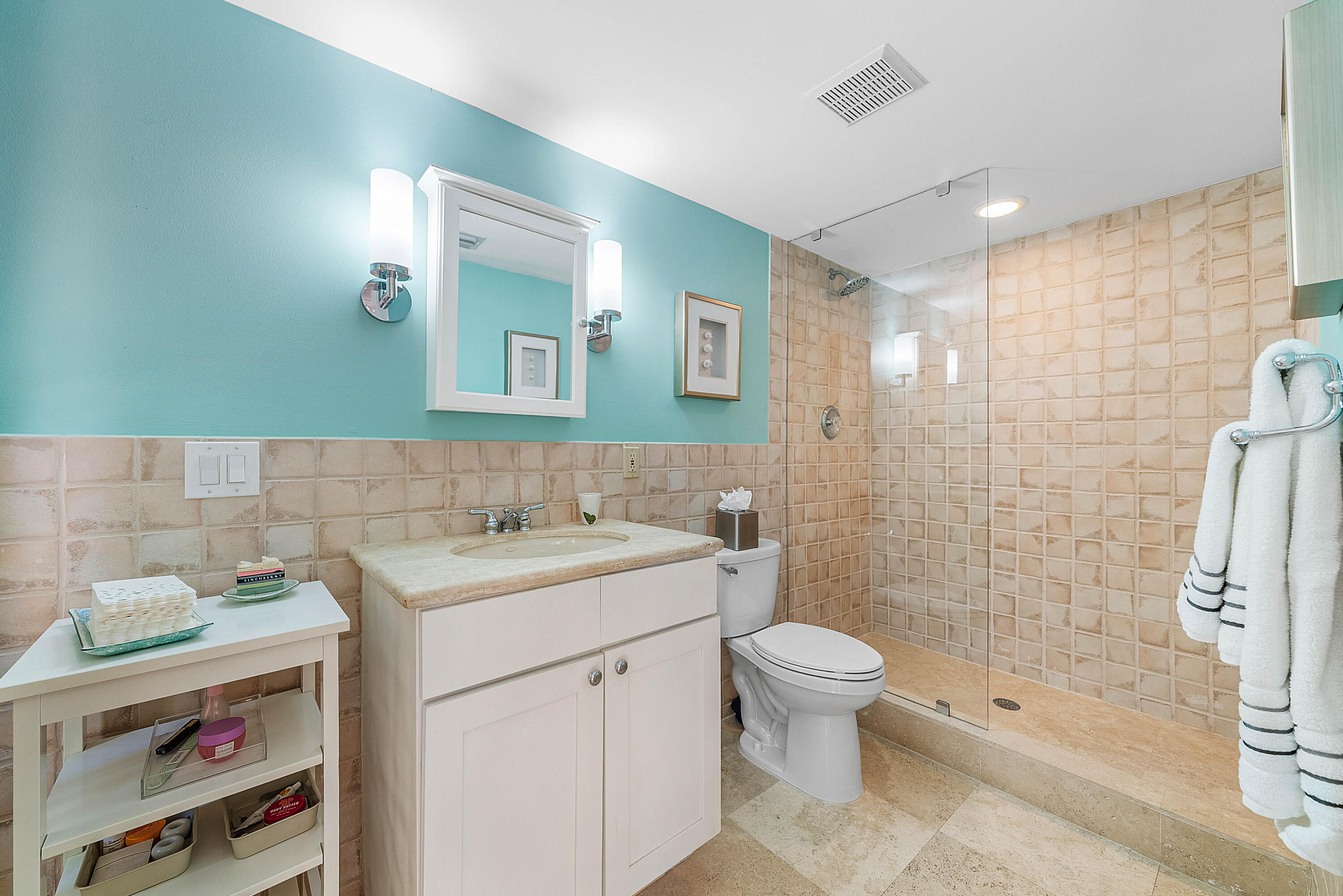 255 Cordova, West Palm Beach FL 33401