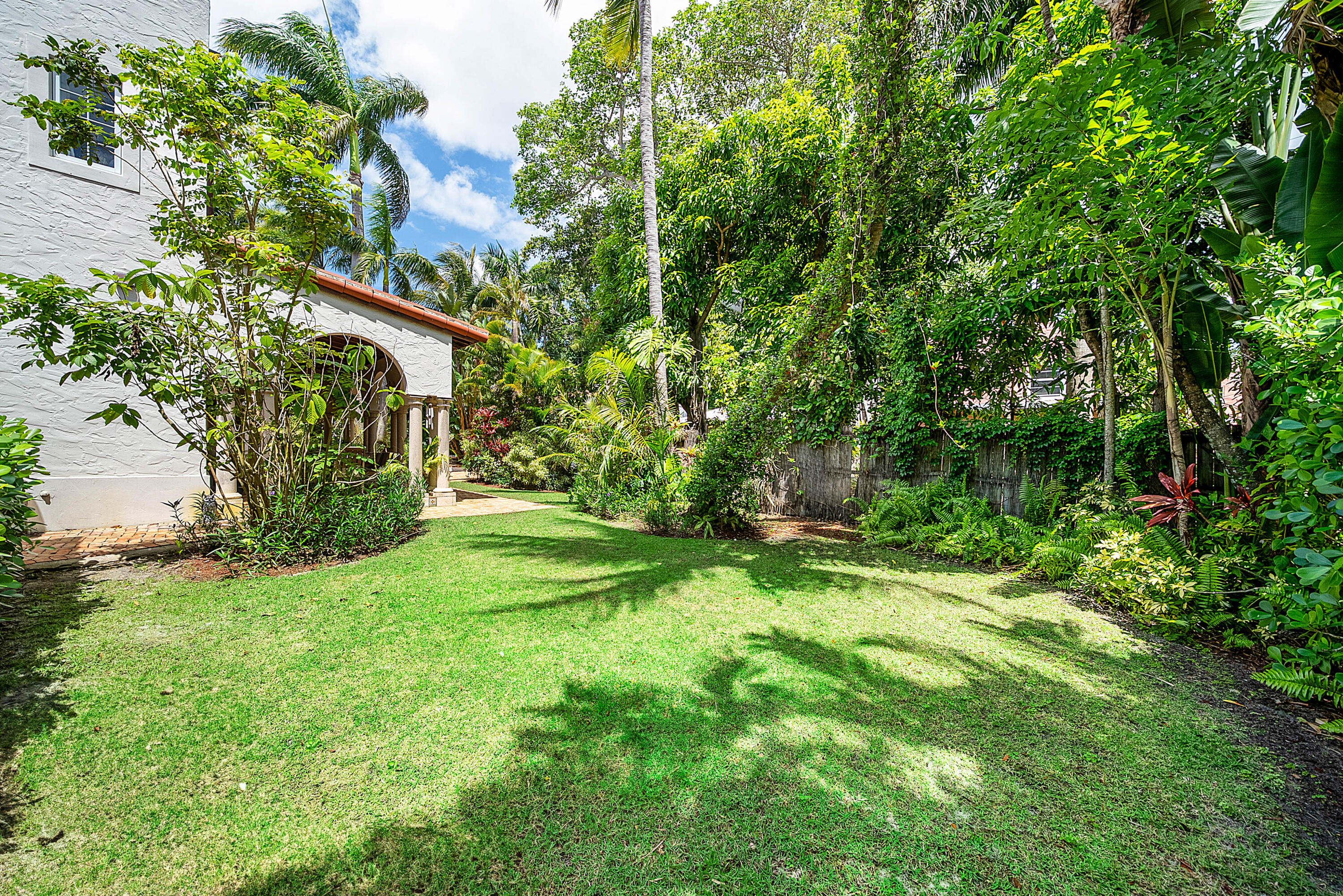 255 Cordova, West Palm Beach FL 33401