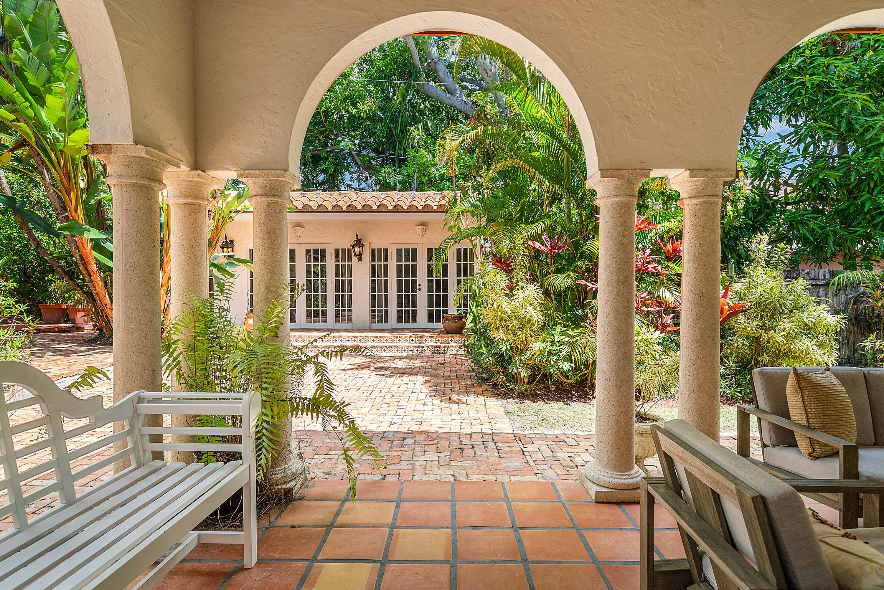 255 Cordova, West Palm Beach FL 33401