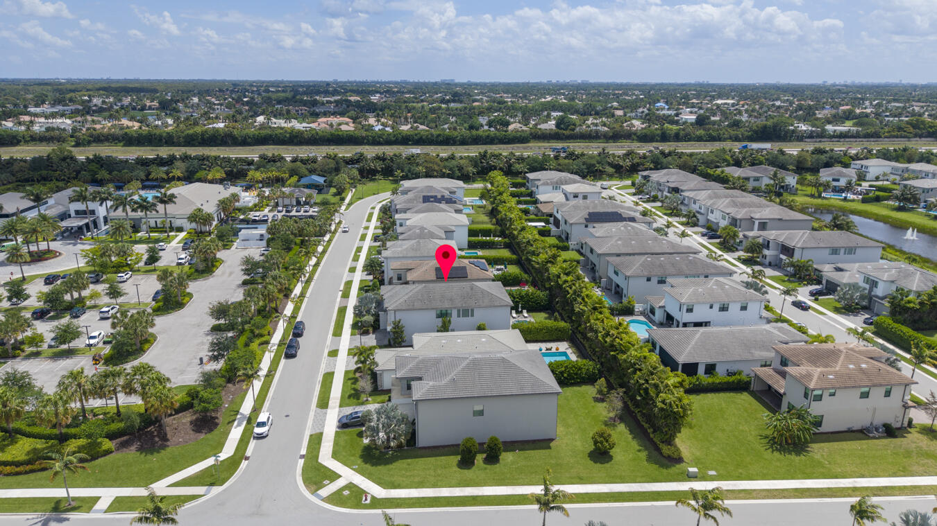 17347 Sparkling River, Boca Raton FL 33496