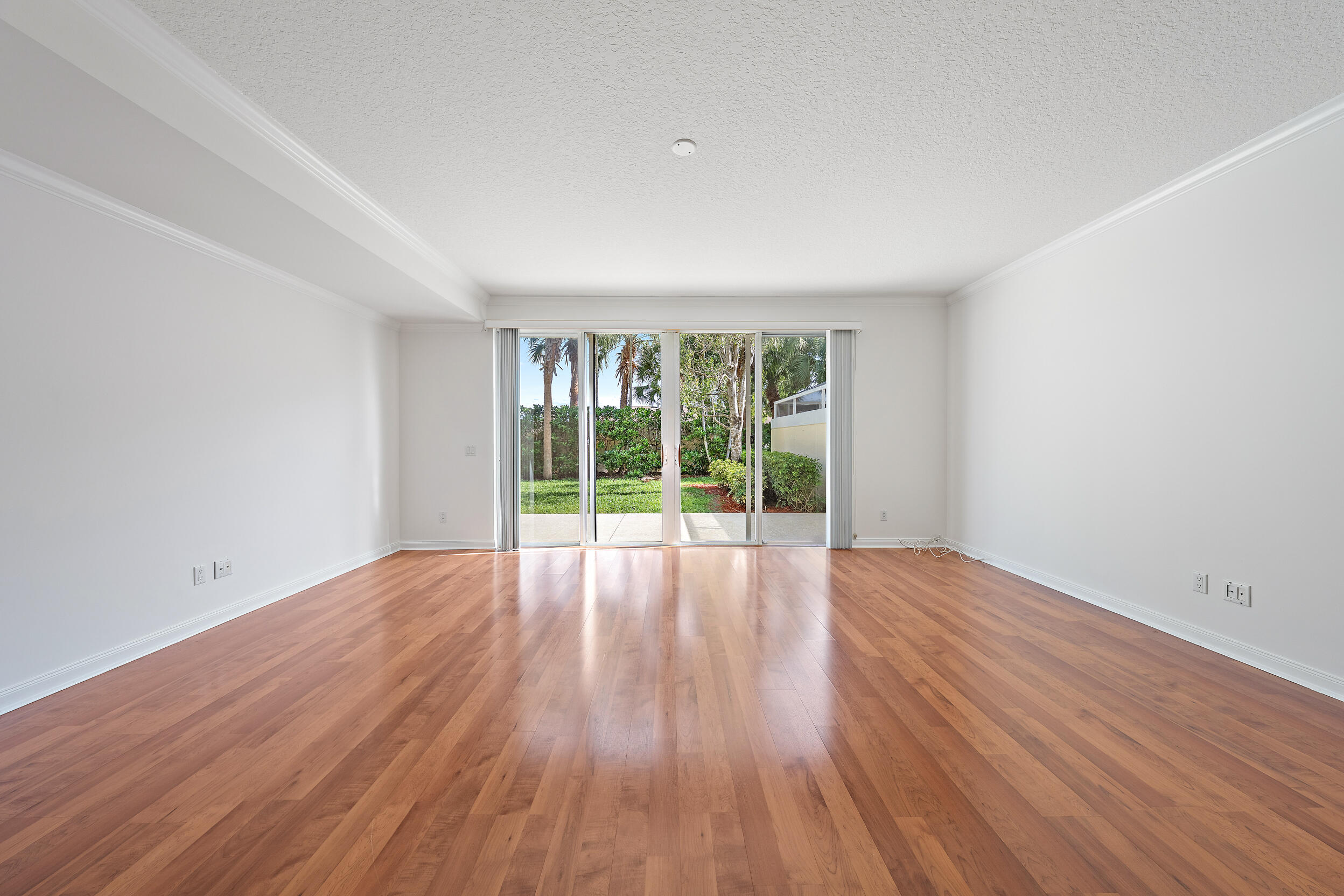 474 Capistrano, Palm Beach Gardens FL 33410