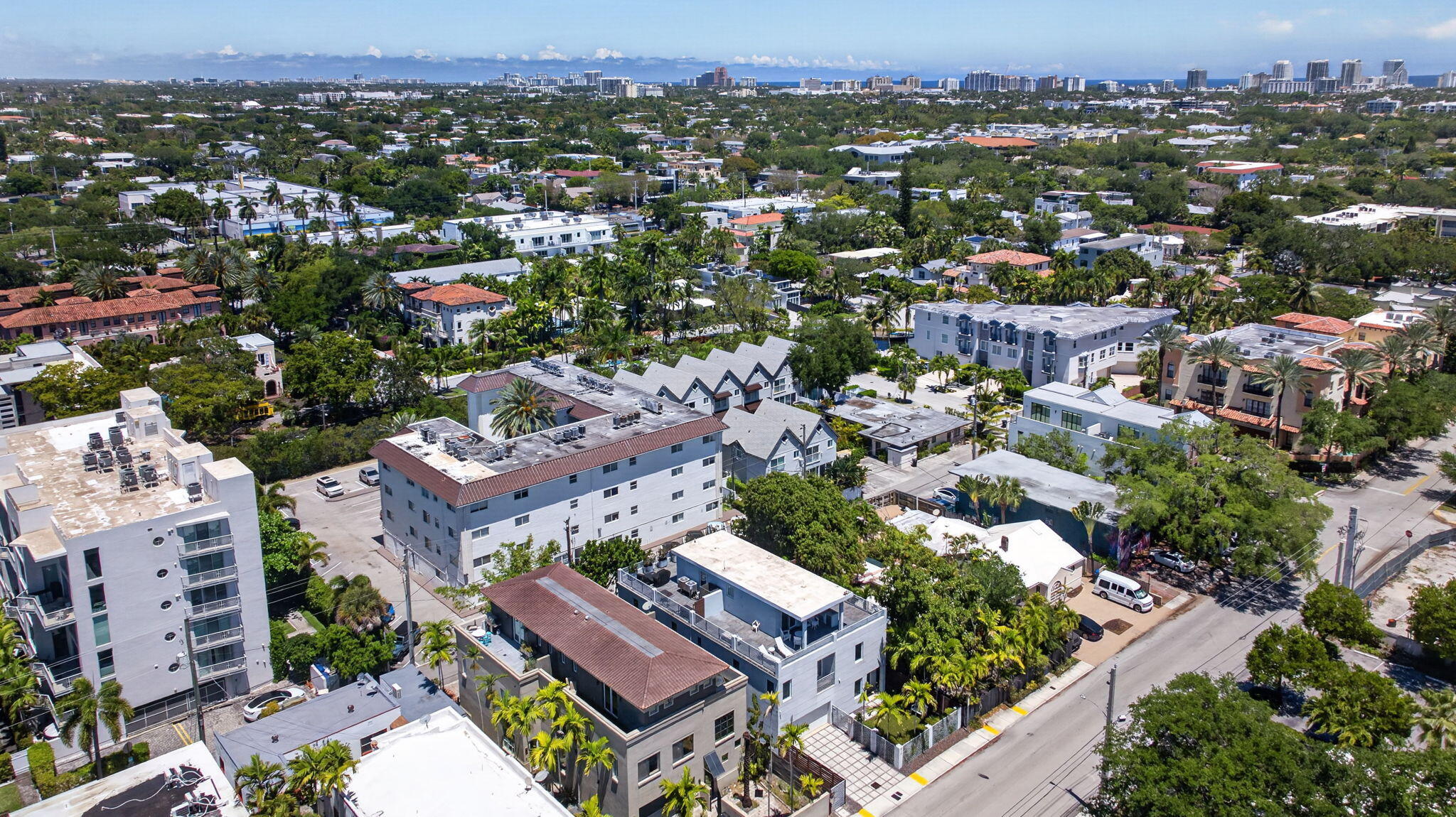 915 SE 2nd, Fort Lauderdale FL 33301