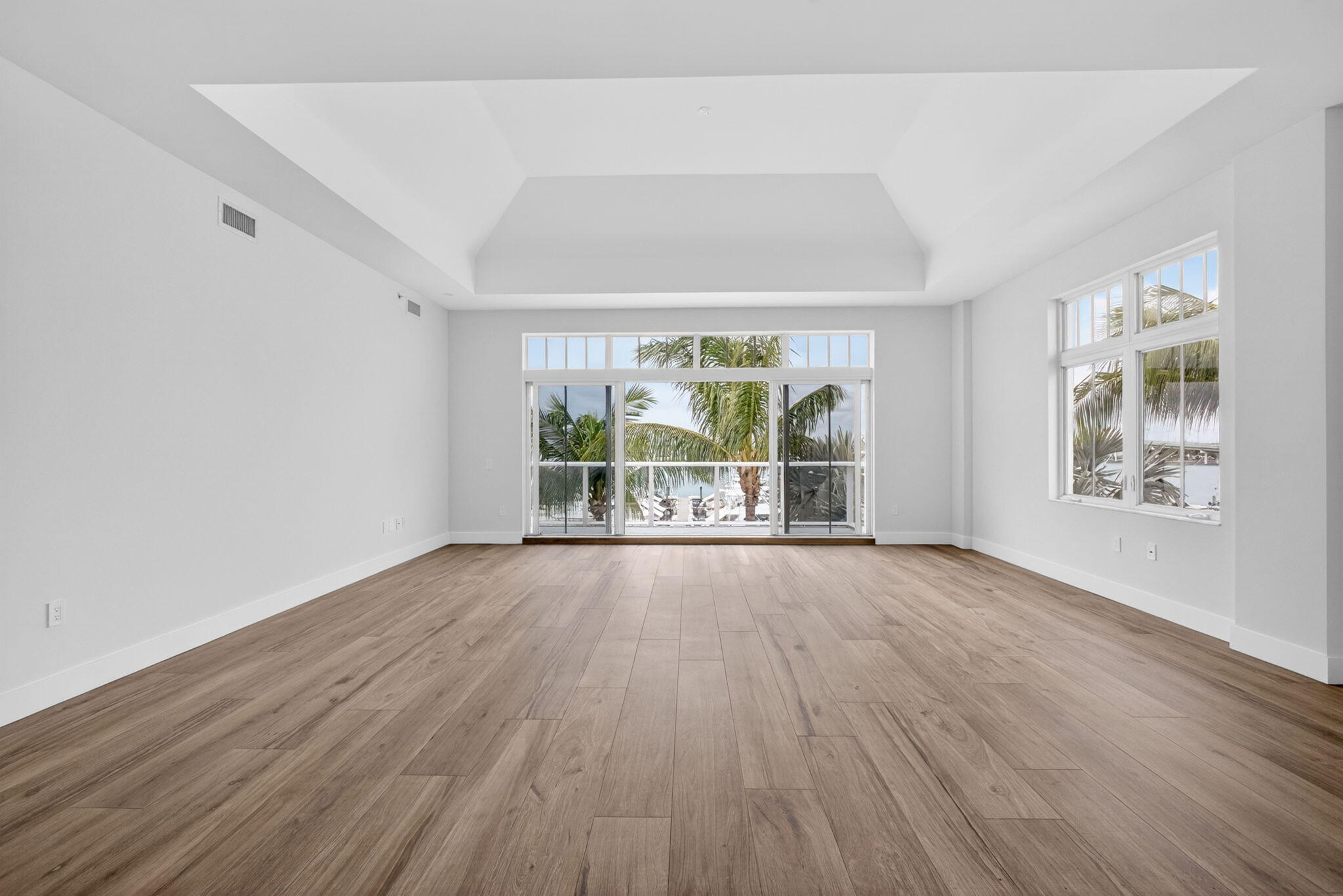 176 Lake #1-302, Palm Beach Shores FL 33404