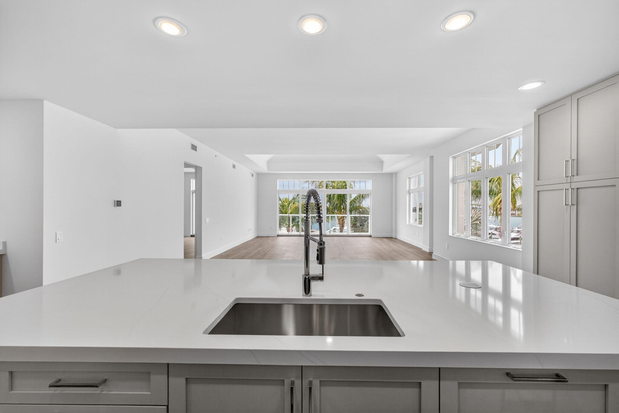 176 Lake #1-302, Palm Beach Shores FL 33404