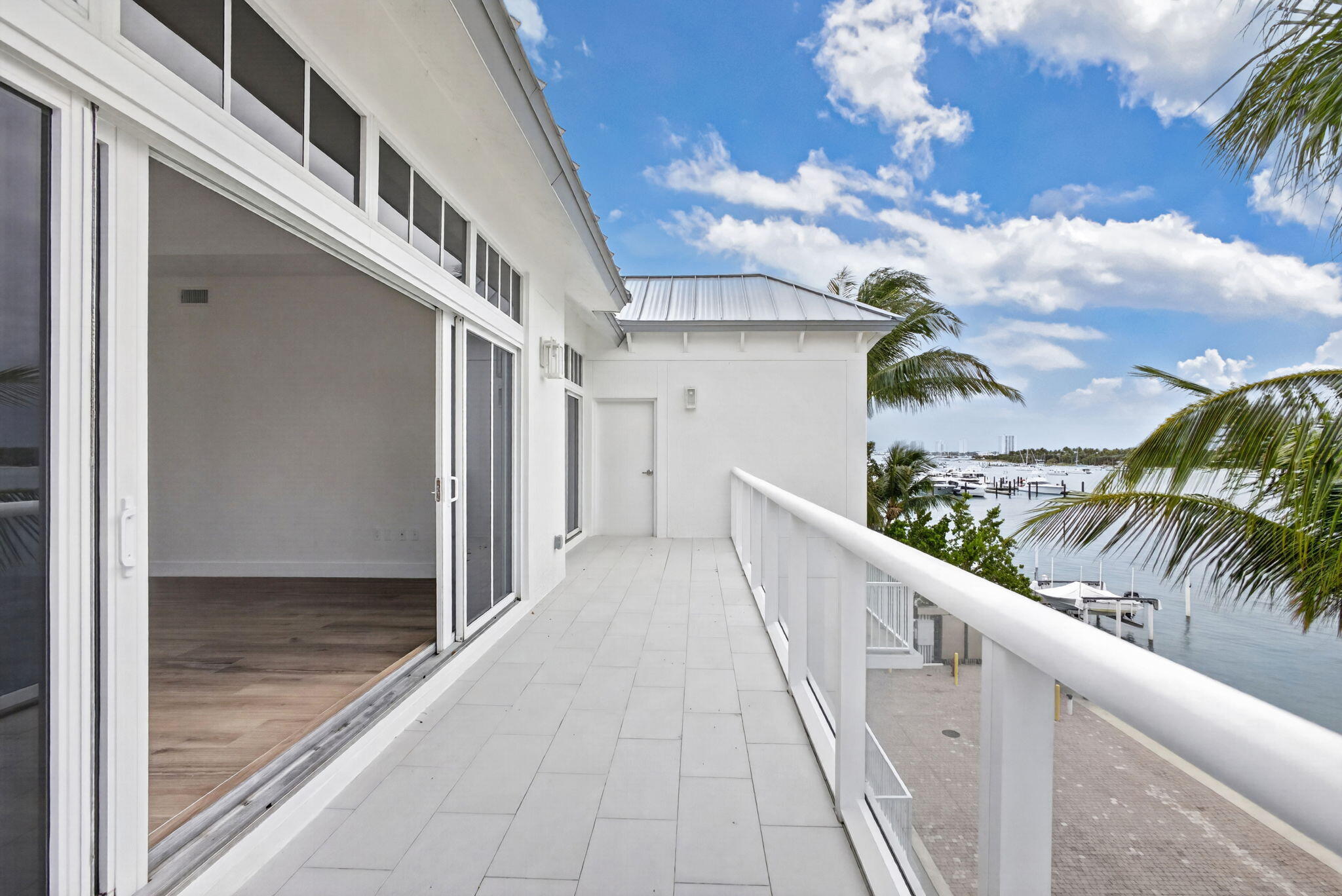 176 Lake #1-302, Palm Beach Shores FL 33404