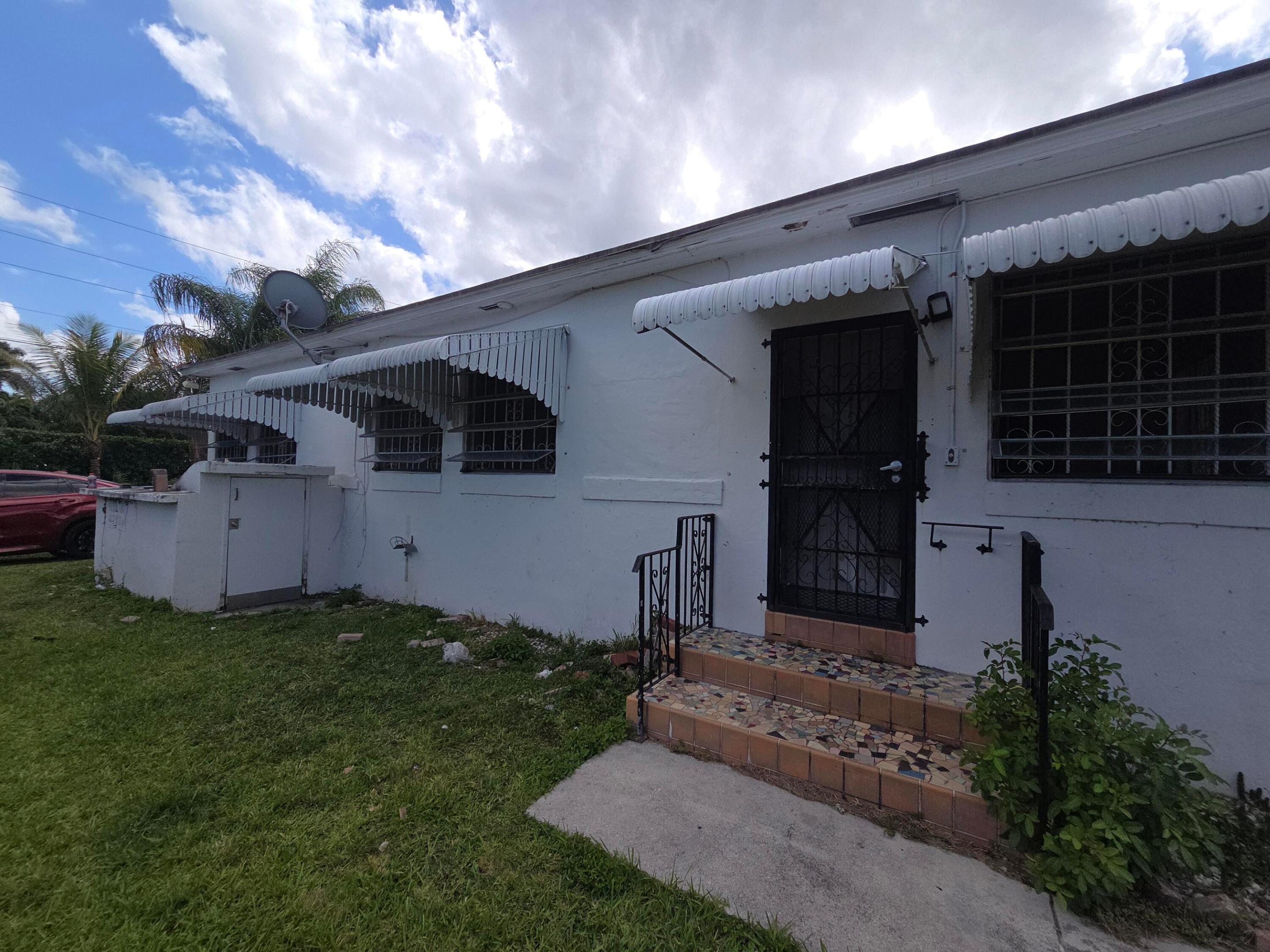145 SW 3rd, Florida City FL 33034