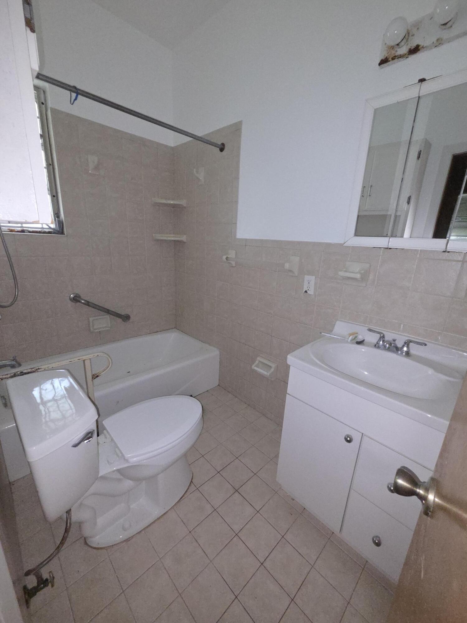 145 SW 3rd, Florida City FL 33034