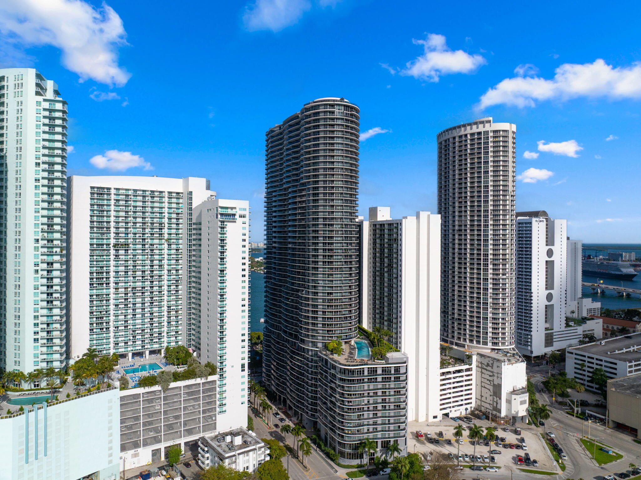 488 NE 18th #905, Miami FL 33132