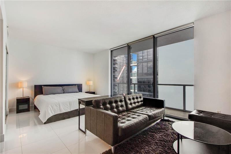 1050 Brickell #3222, Miami FL 33131