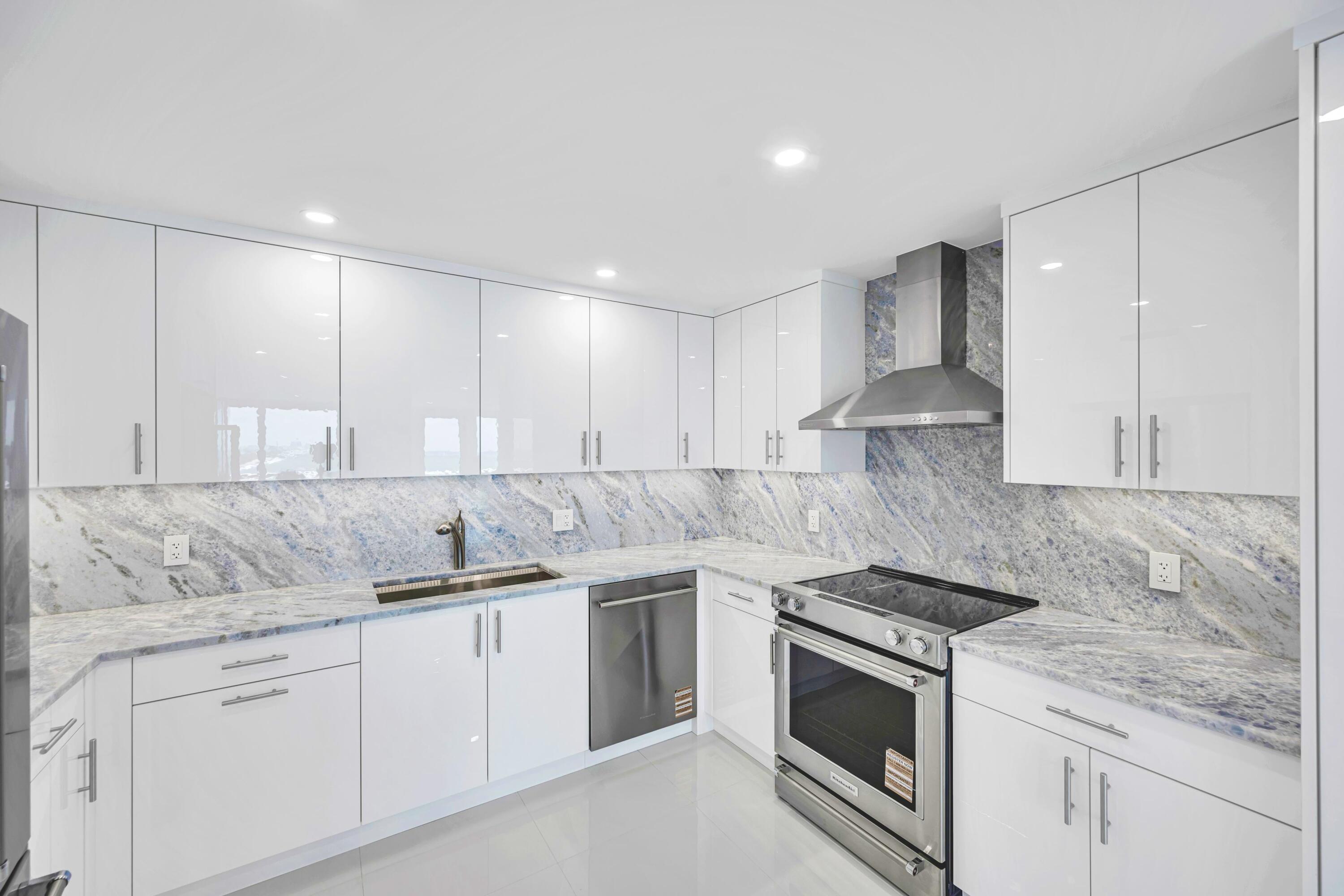 2100 S Ocean #1608, Fort Lauderdale FL 33316
