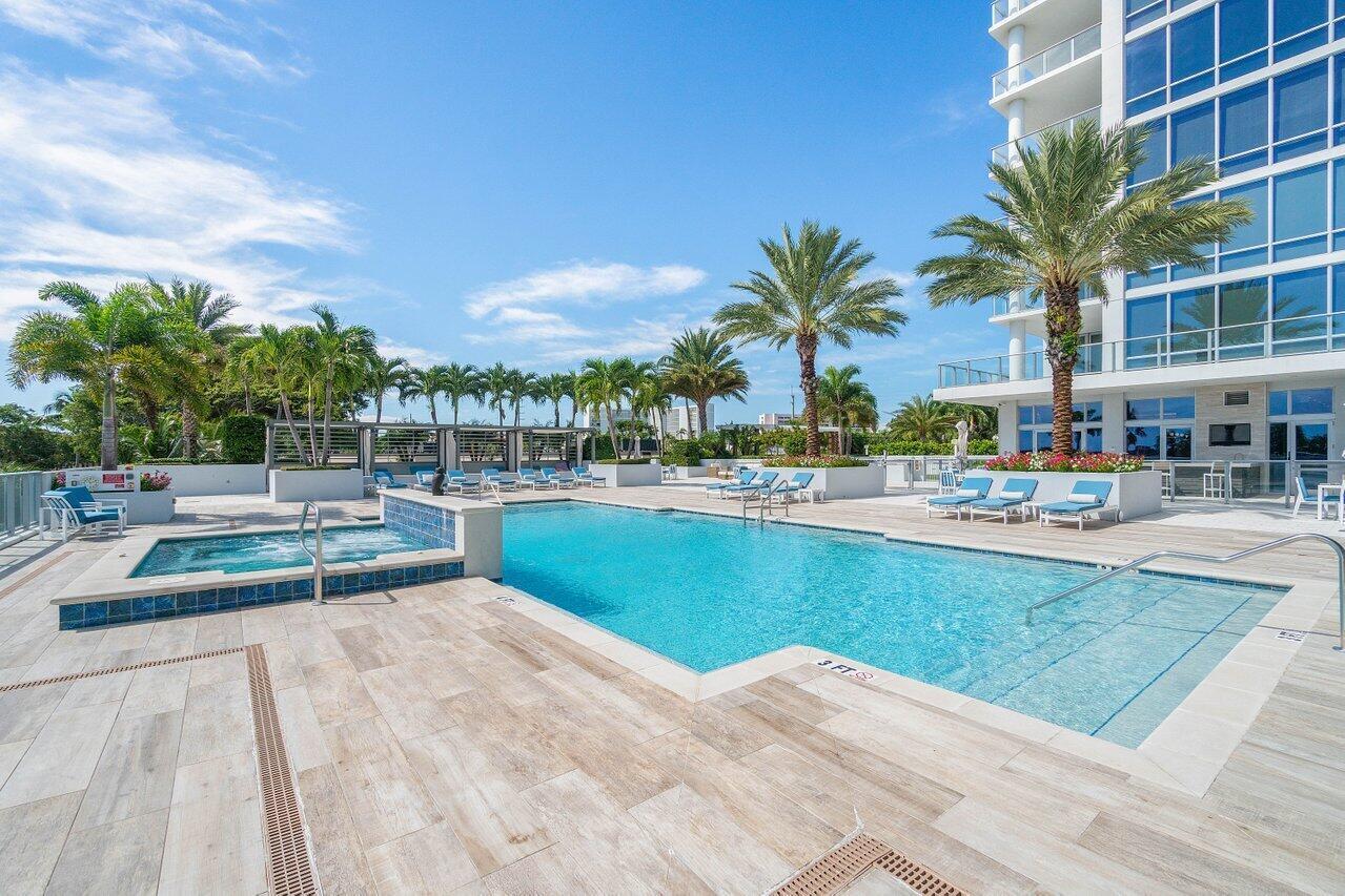 3 Water Club #401, North Palm Beach FL 33408