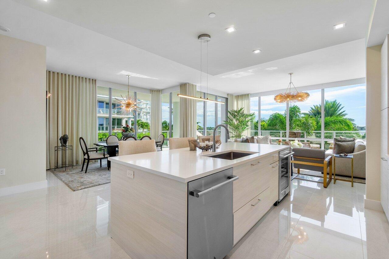 3 Water Club #401, North Palm Beach FL 33408