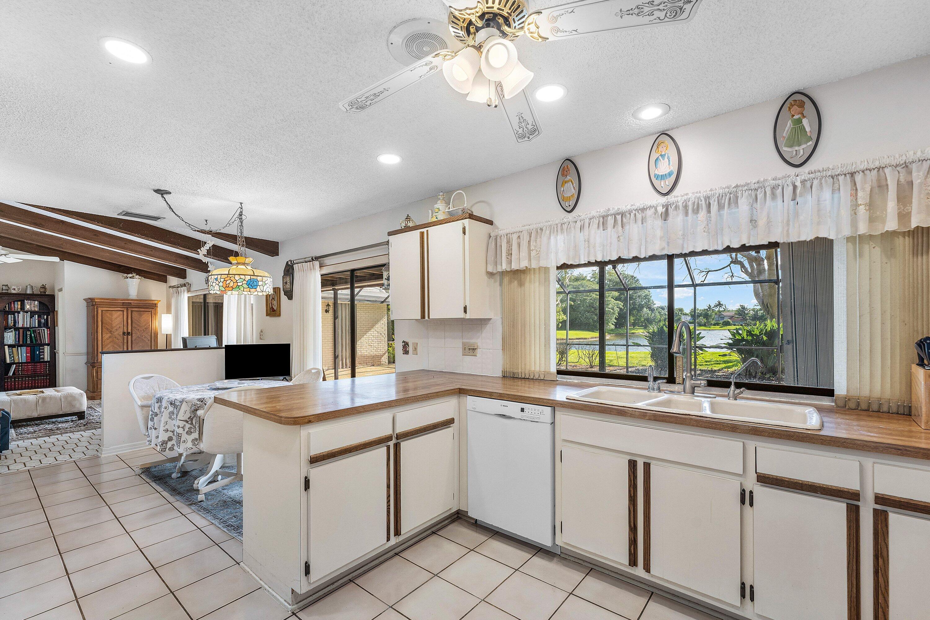 7290 Encina, Boca Raton FL 33433