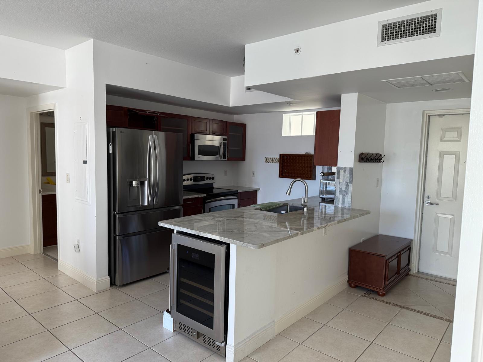7275 SW 90th #G311, Miami FL 33156