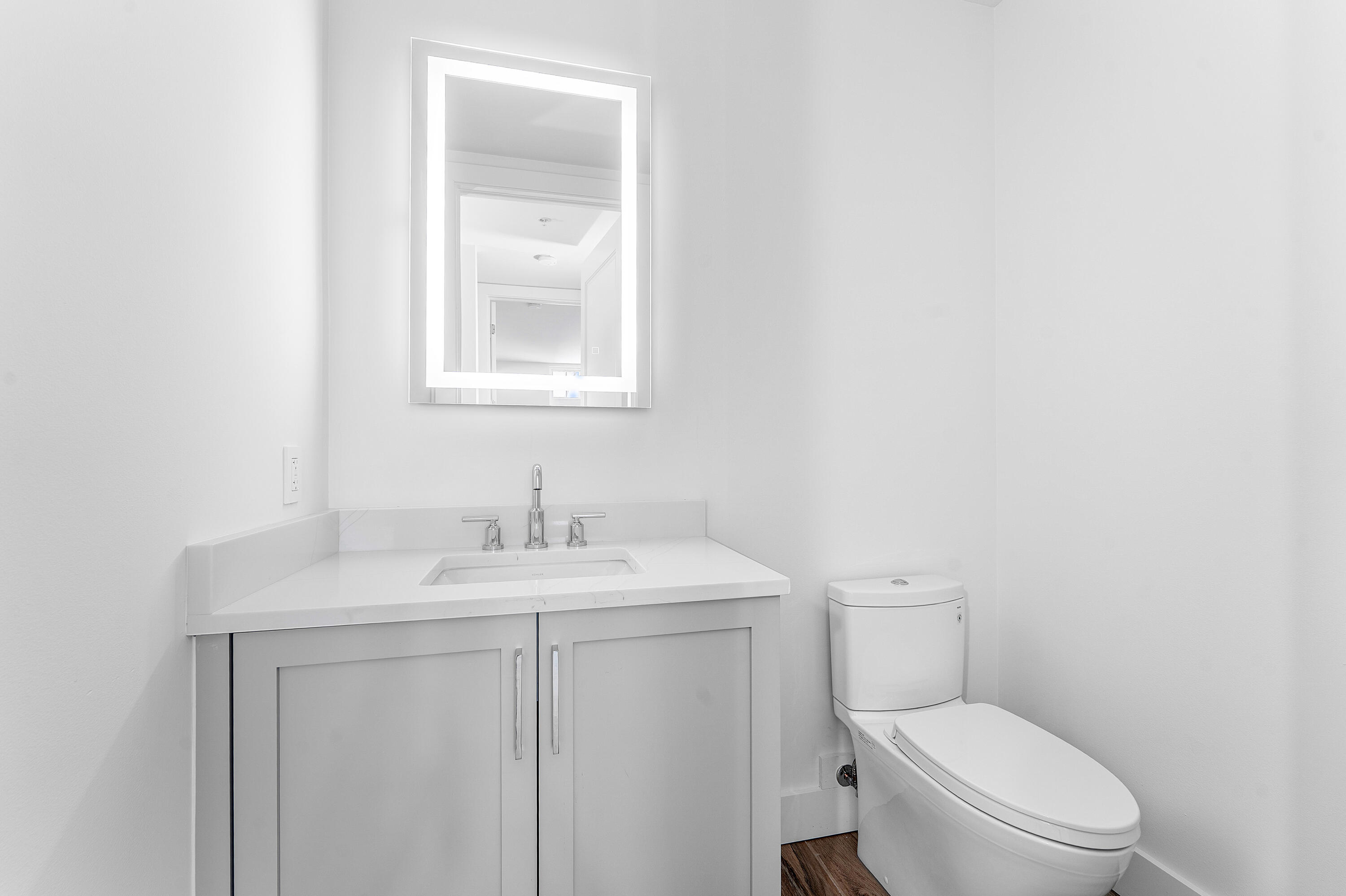 180 Lake #2304, Palm Beach Shores FL 33404