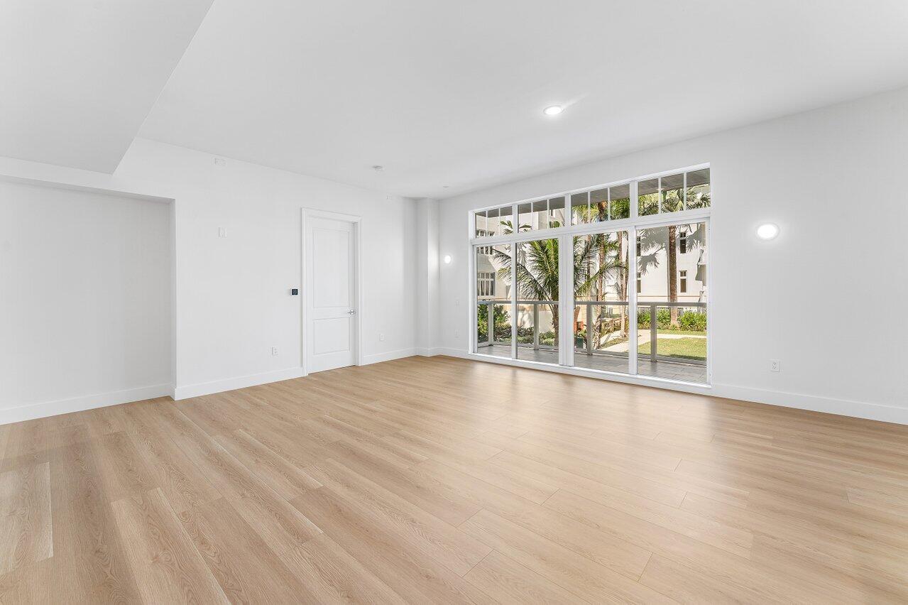 178 Lake #4102, Palm Beach Shores FL 33404