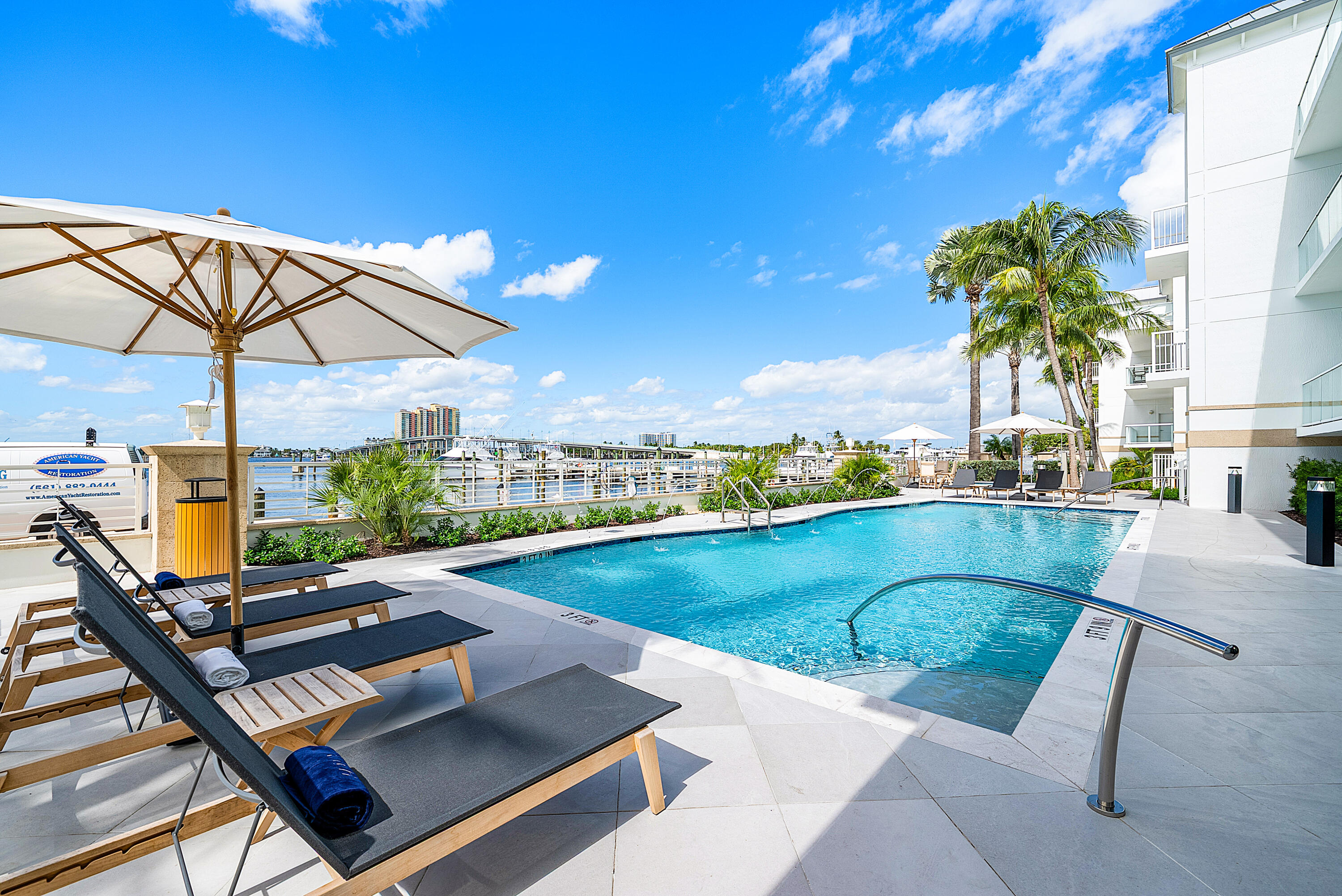 178 Lake #4102, Palm Beach Shores FL 33404