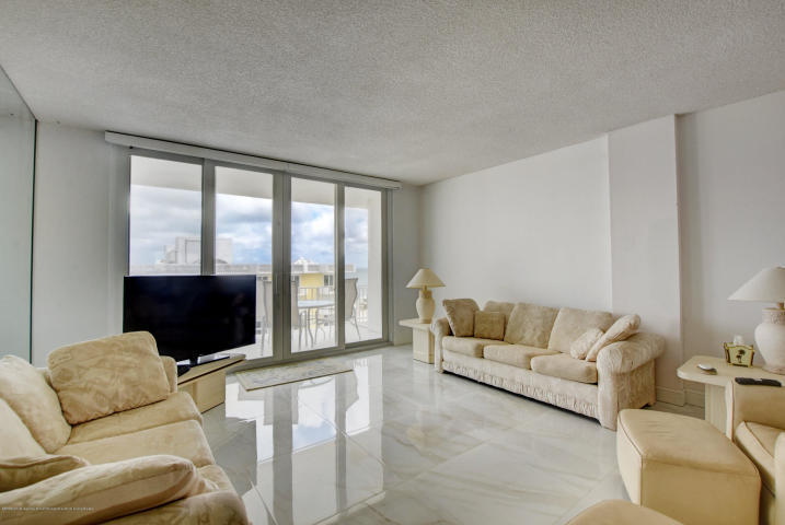 100 Worth #7, Palm Beach FL 33480