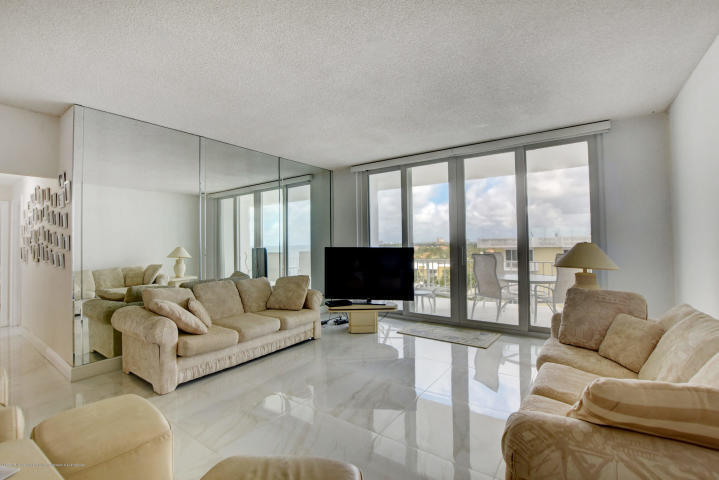 100 Worth #7, Palm Beach FL 33480