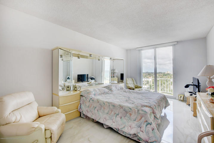 100 Worth #7, Palm Beach FL 33480
