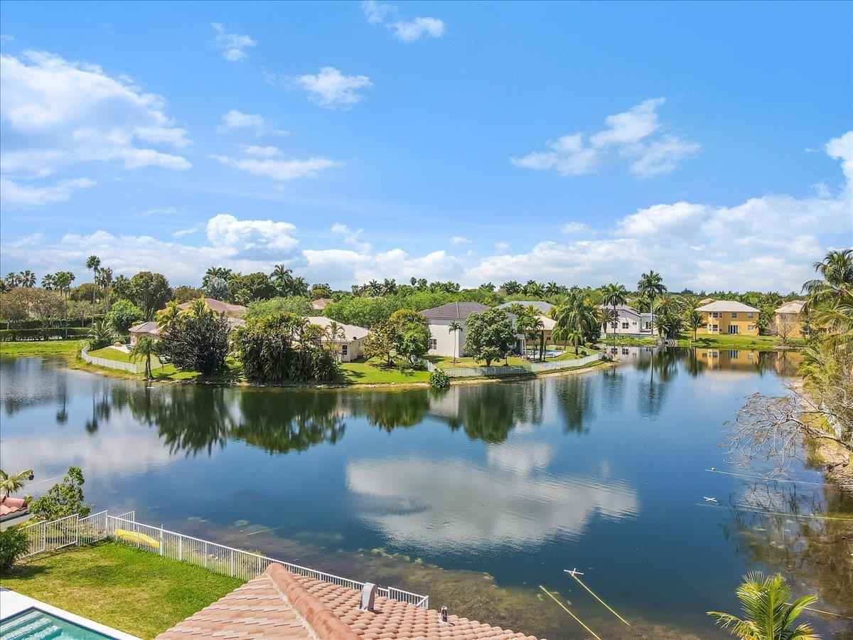 2316 SW 127th, Miramar FL 33027