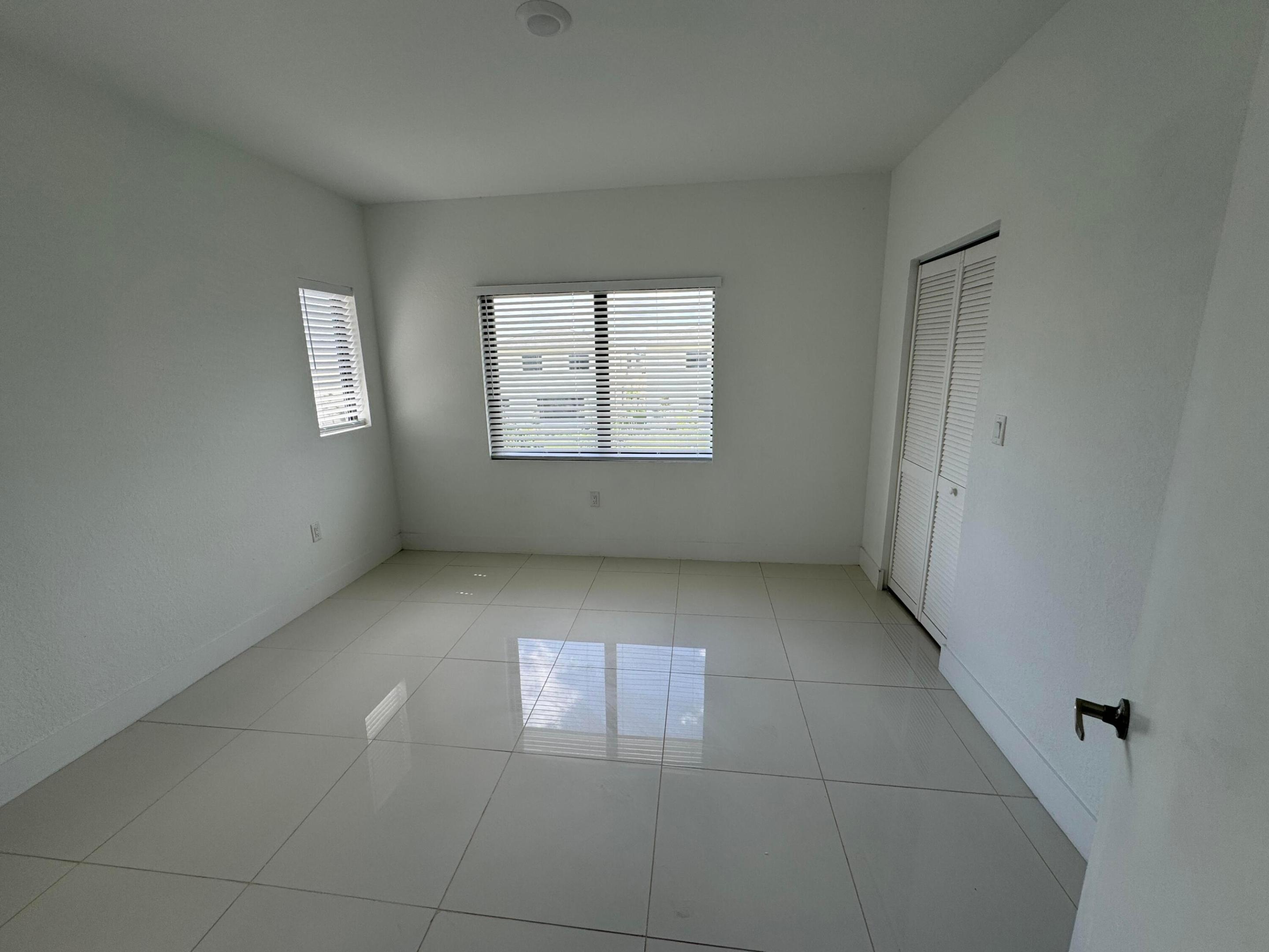 205 NW 12th, Florida City FL 33034