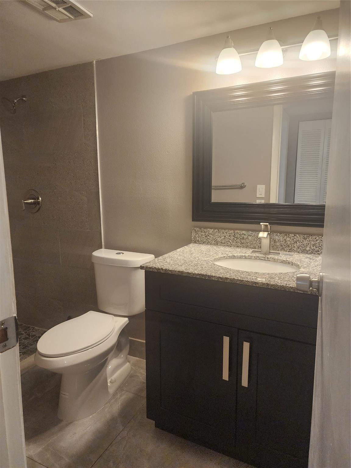 8205 NW 61st #B202, Tamarac FL 33321