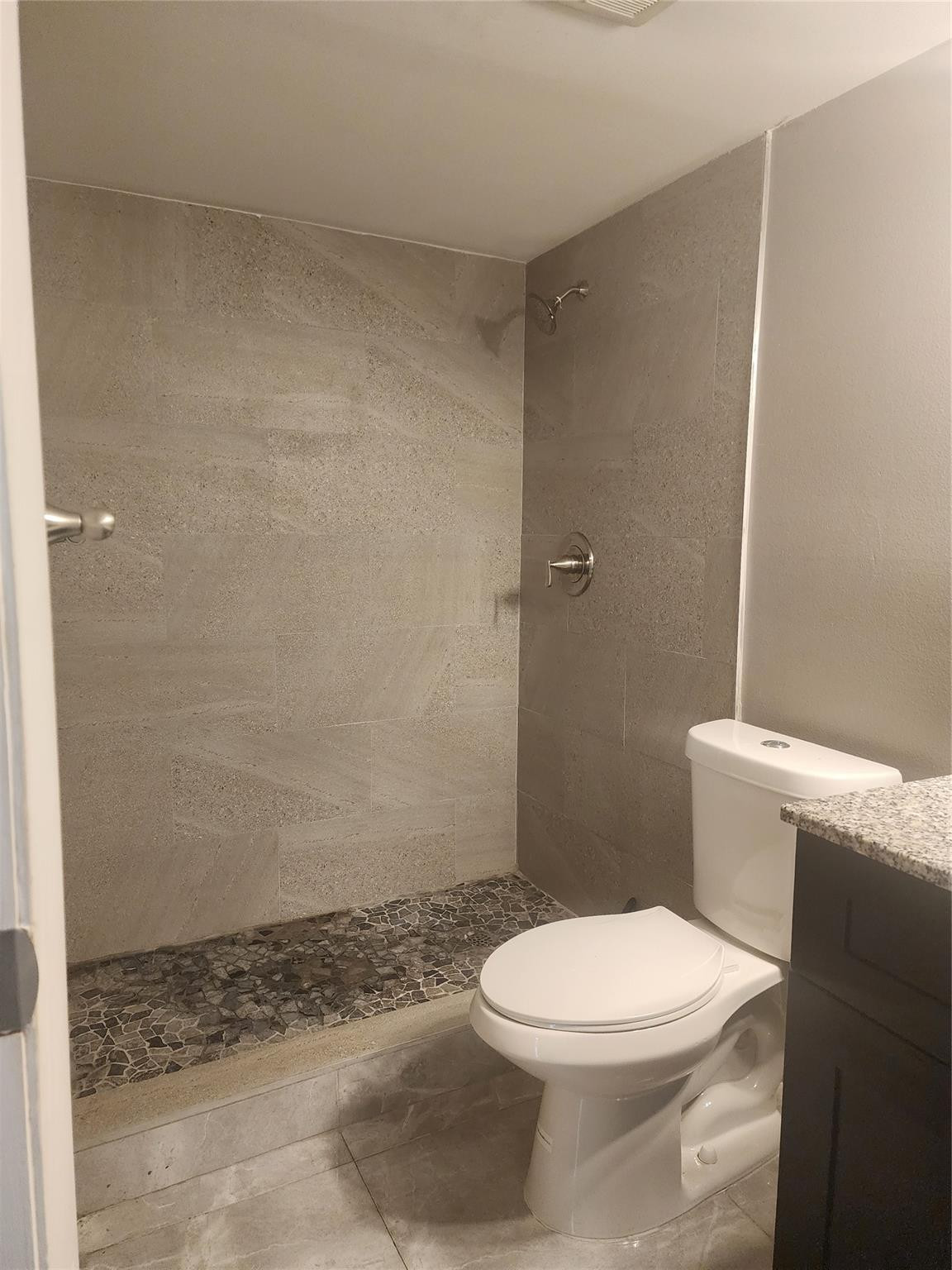 8205 NW 61st #B202, Tamarac FL 33321
