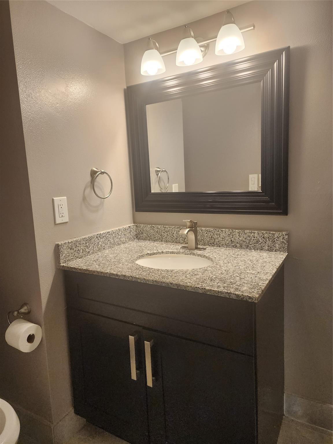 8205 NW 61st #B202, Tamarac FL 33321