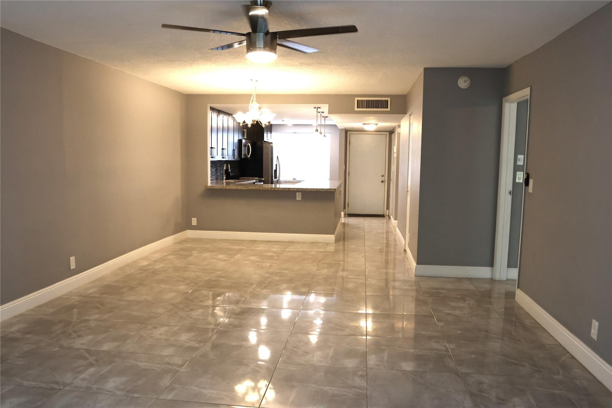 8205 NW 61st #B202, Tamarac FL 33321