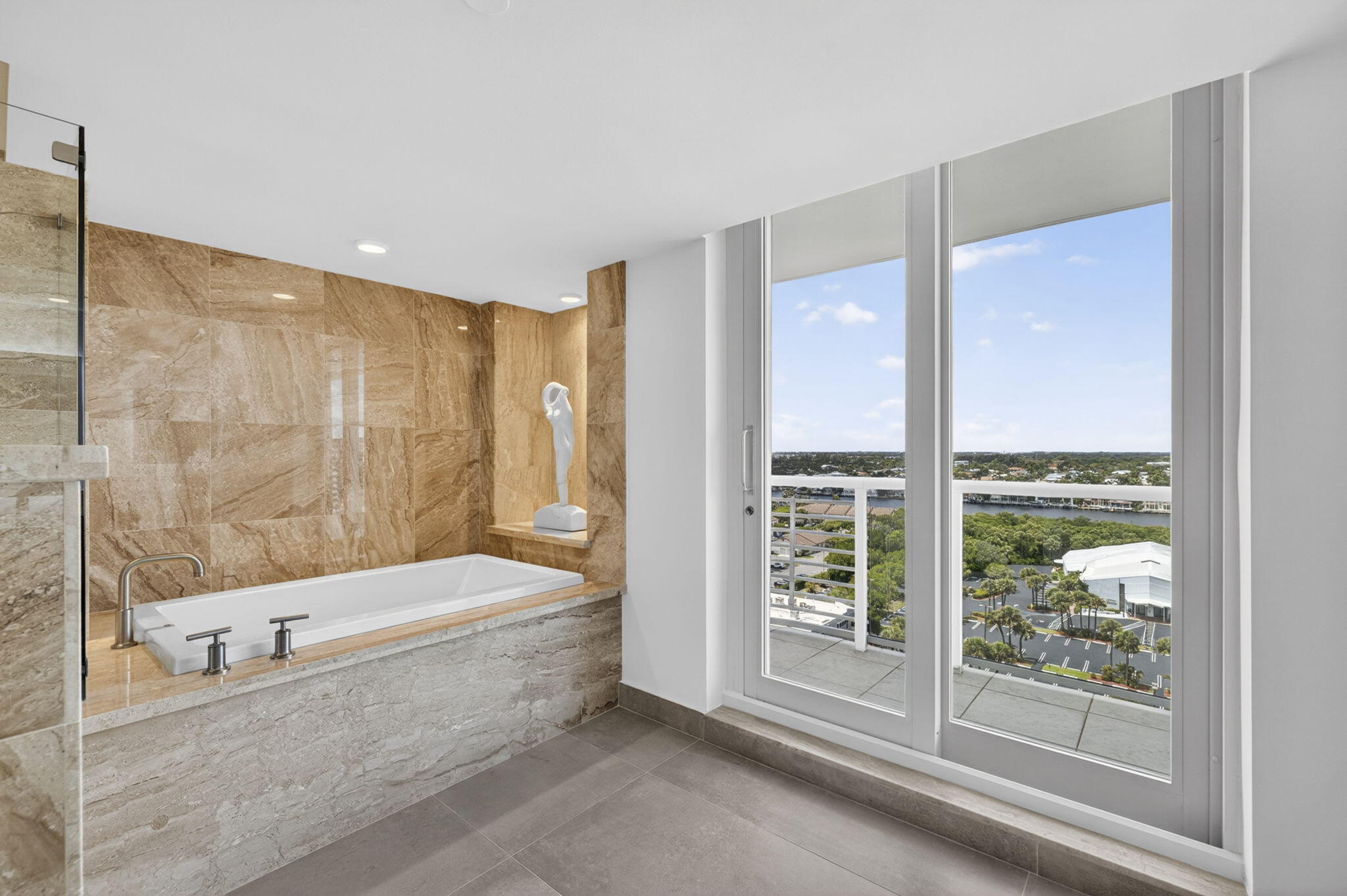3505 S Ocean #14n, Highland Beach FL 33487