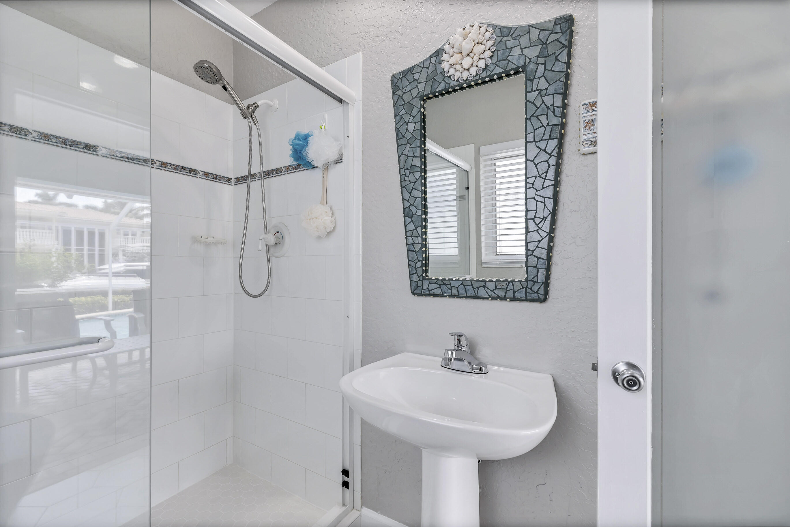 836 NE 72nd, Boca Raton FL 33487