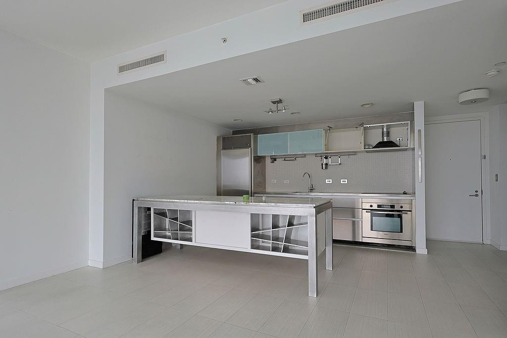 1040 Biscayne #1406, Miami FL 33132