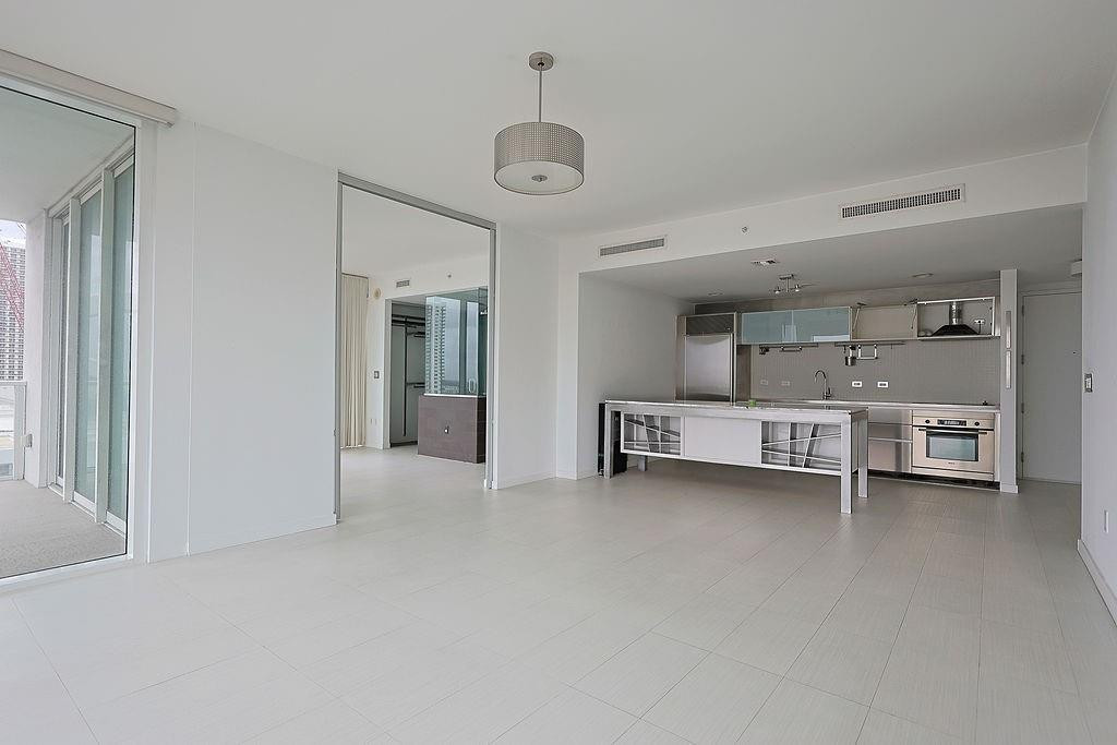 1040 Biscayne #1406, Miami FL 33132
