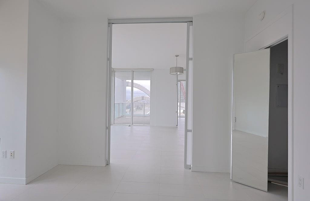 1040 Biscayne #1406, Miami FL 33132