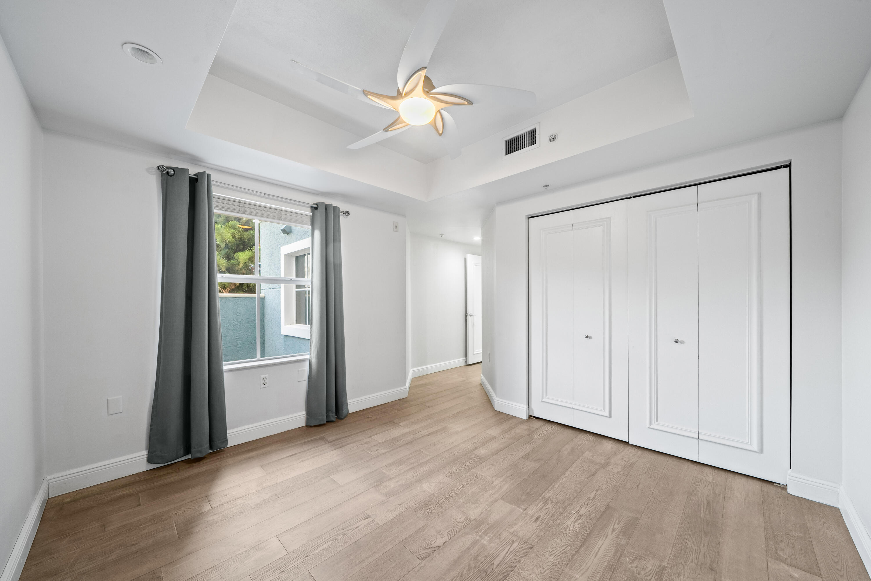 2051 SE 3rd #Th8, Deerfield Beach FL 33441