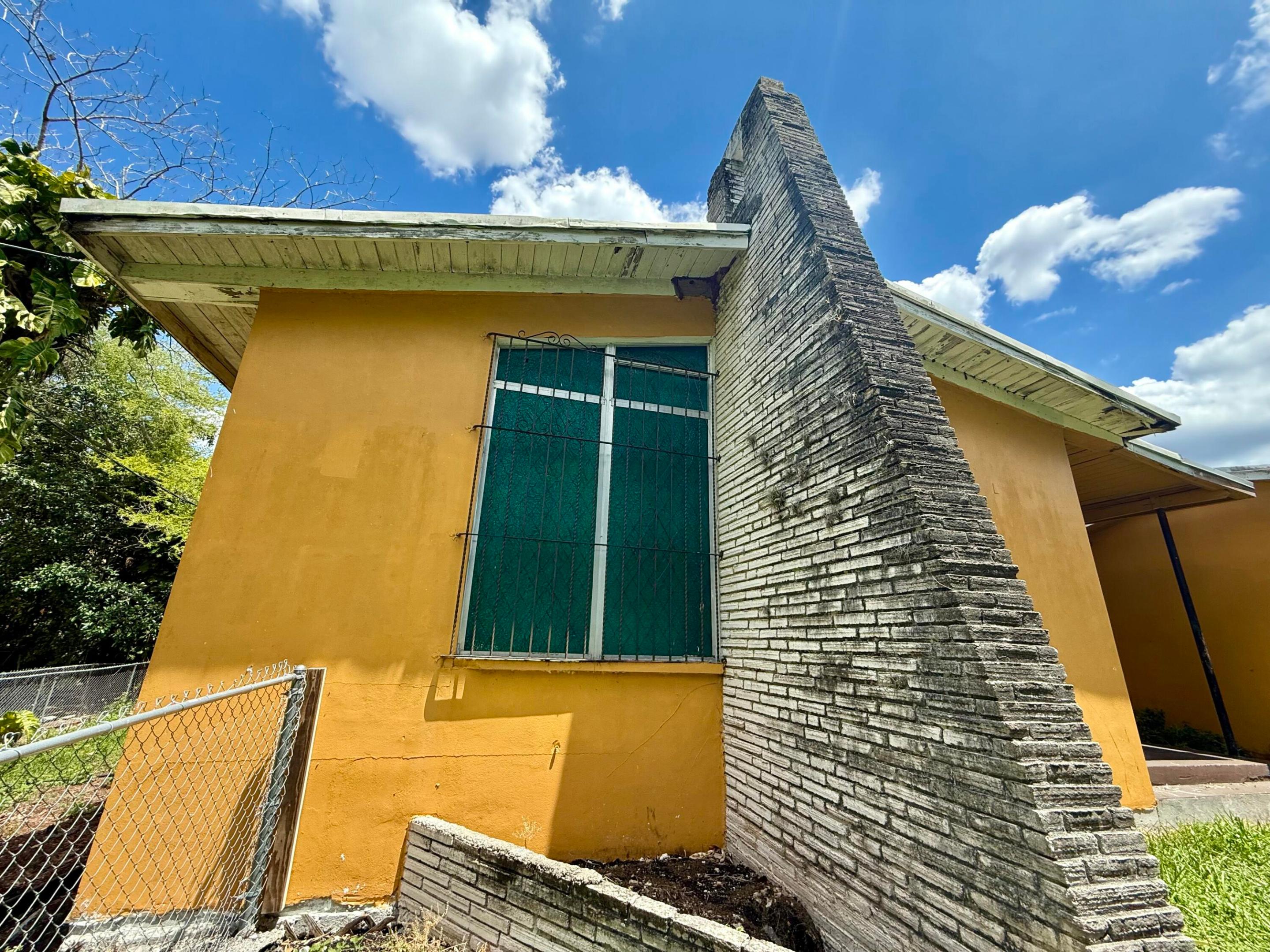 601 W Canal St, Belle Glade FL 33430