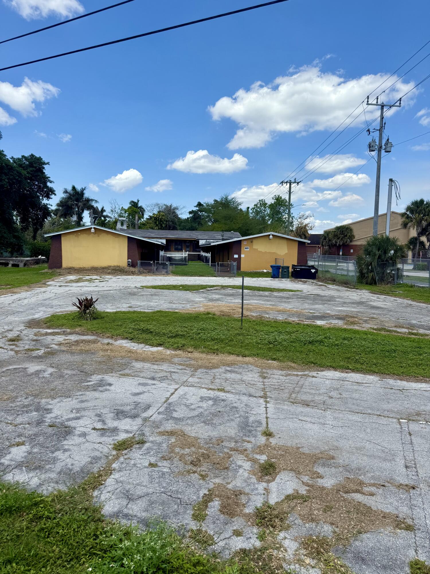 601 W Canal St, Belle Glade FL 33430