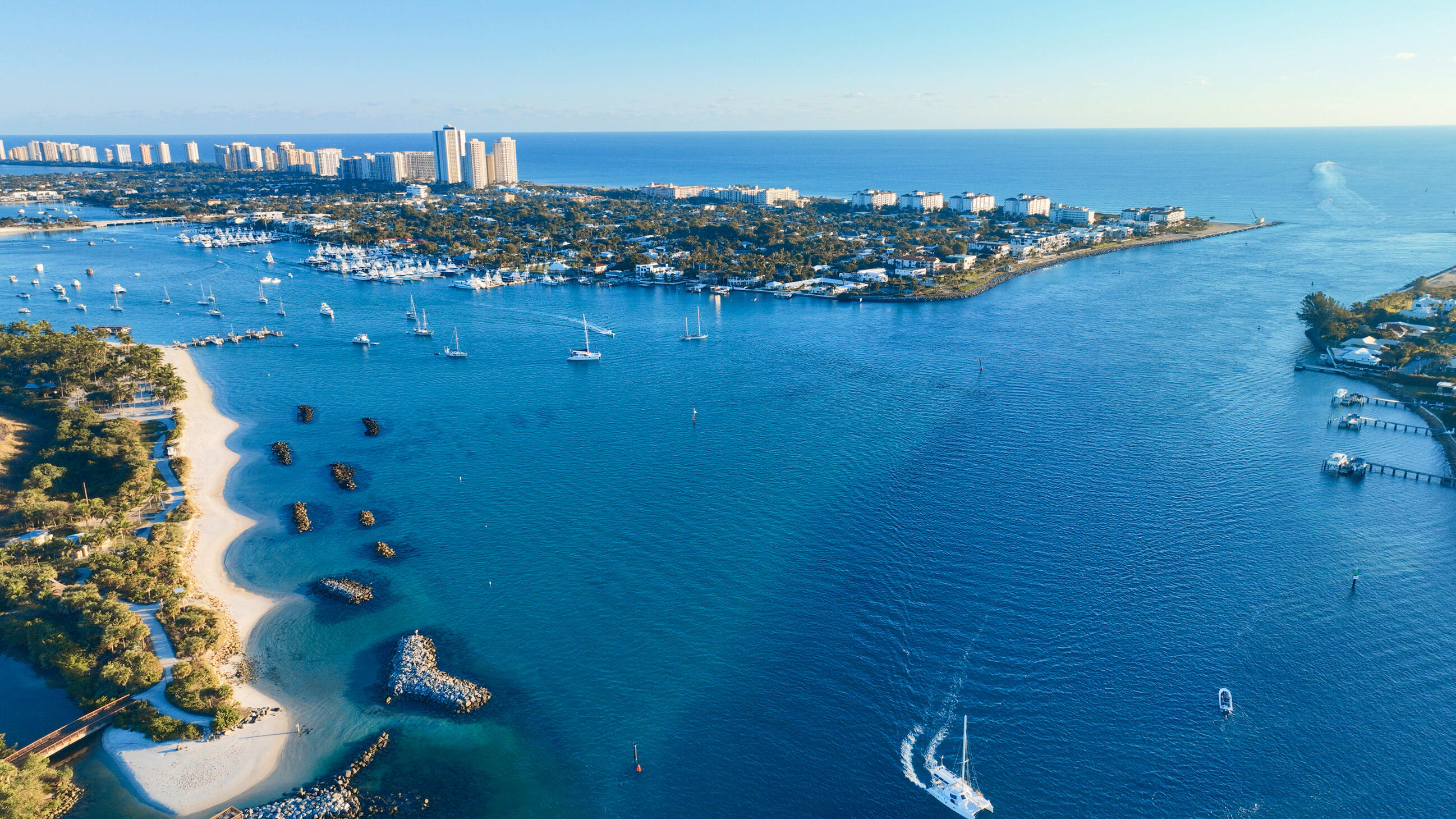 182 Lake #5202, Palm Beach Shores FL 33404