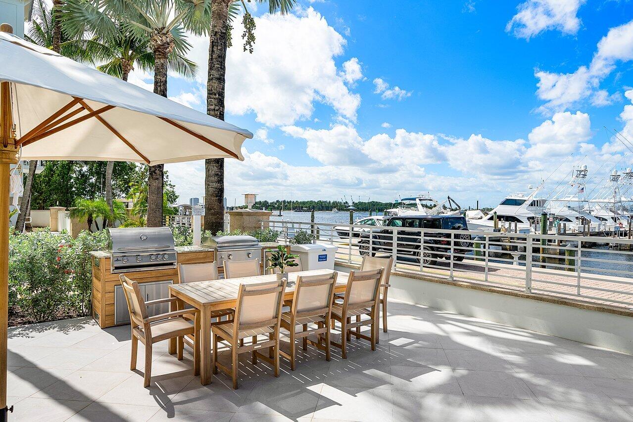 182 Lake #5202, Palm Beach Shores FL 33404